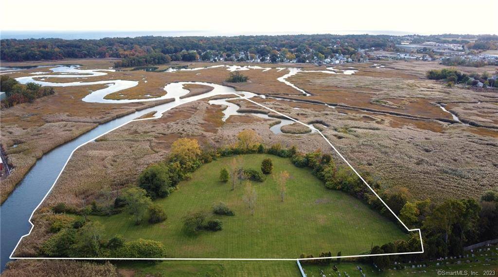 East Haven, CT 06512,8 Tyler Street Extension