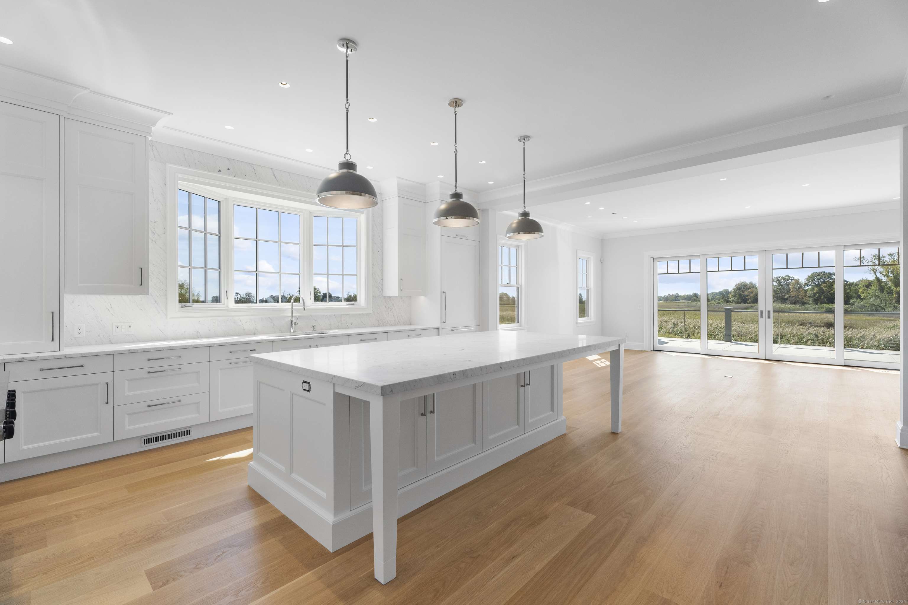 Guilford, CT 06437,405 whitfield Street #3
