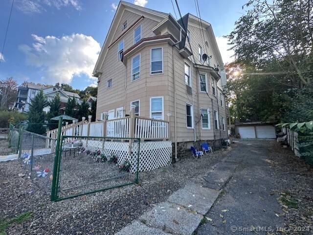 Waterbury, CT 06705,14 Niagara Street