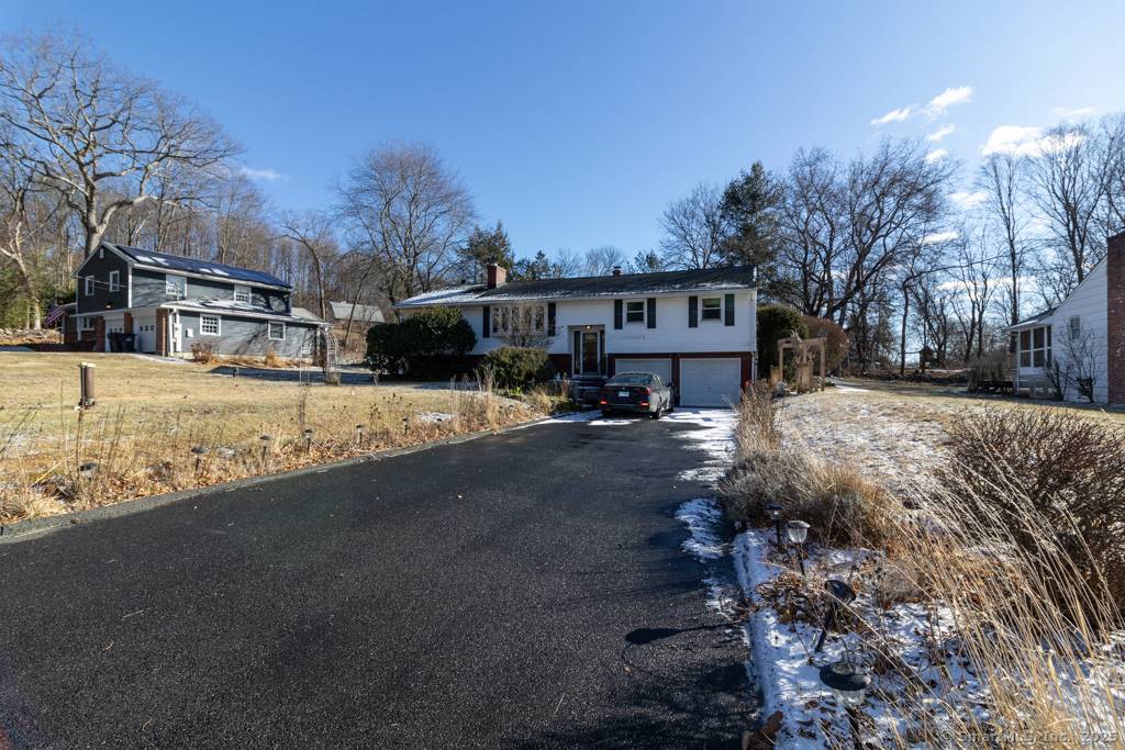 Danbury, CT 06811,5 Tabor Road