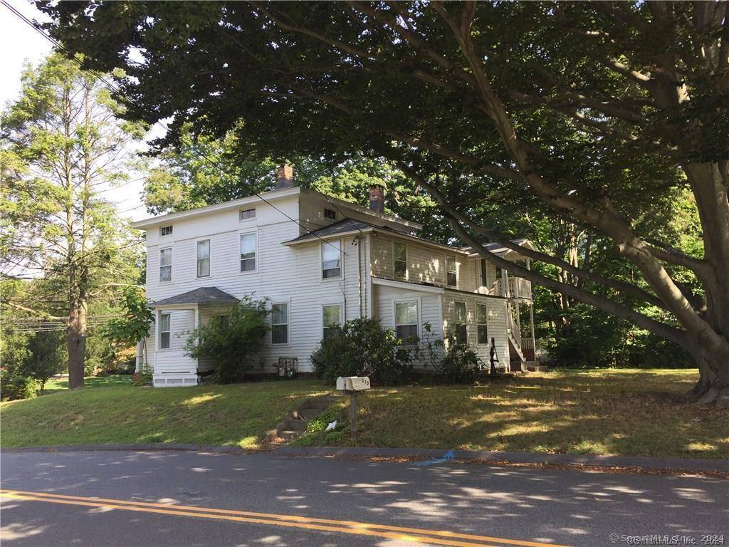 Trumbull, CT 06611,272 Shelton Road