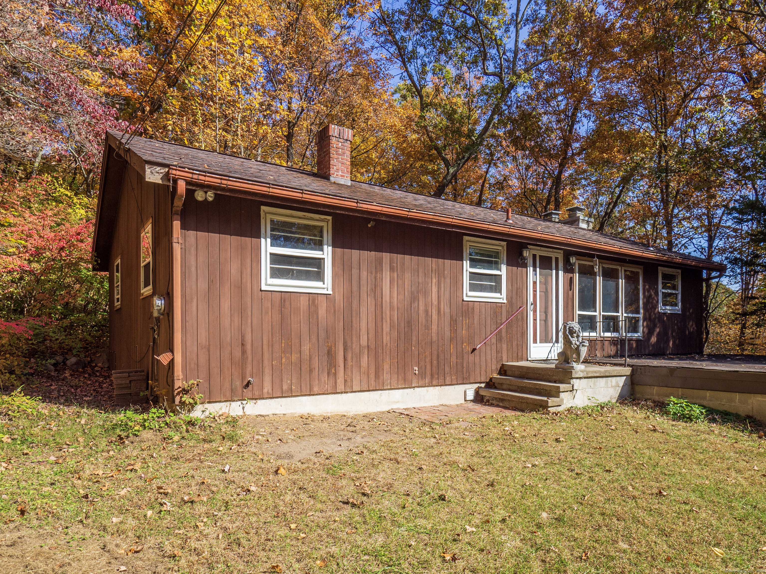 Ridgefield, CT 06877,41 Dogwood Drive