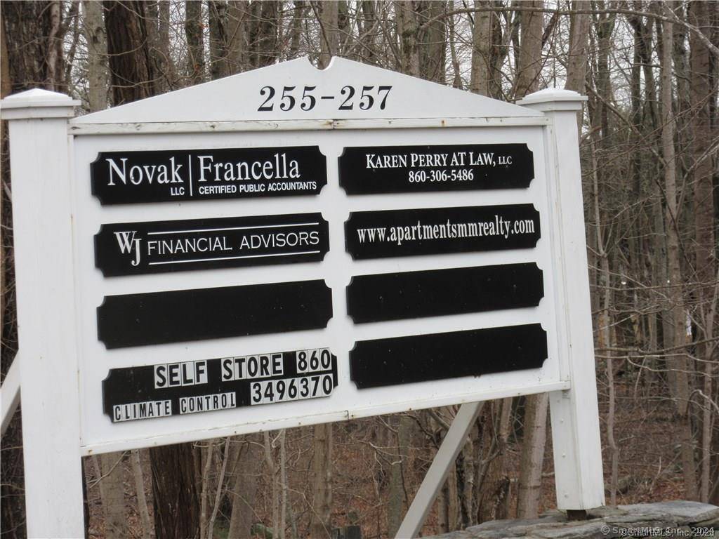 Killingworth, CT 06419,255 Route 80