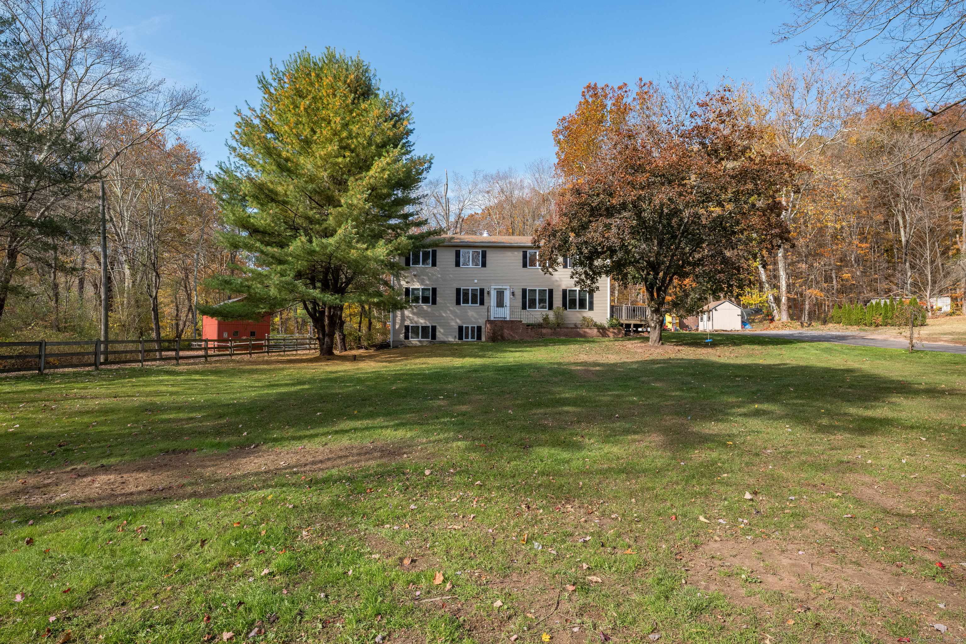 North Branford, CT 06471,18 County Road