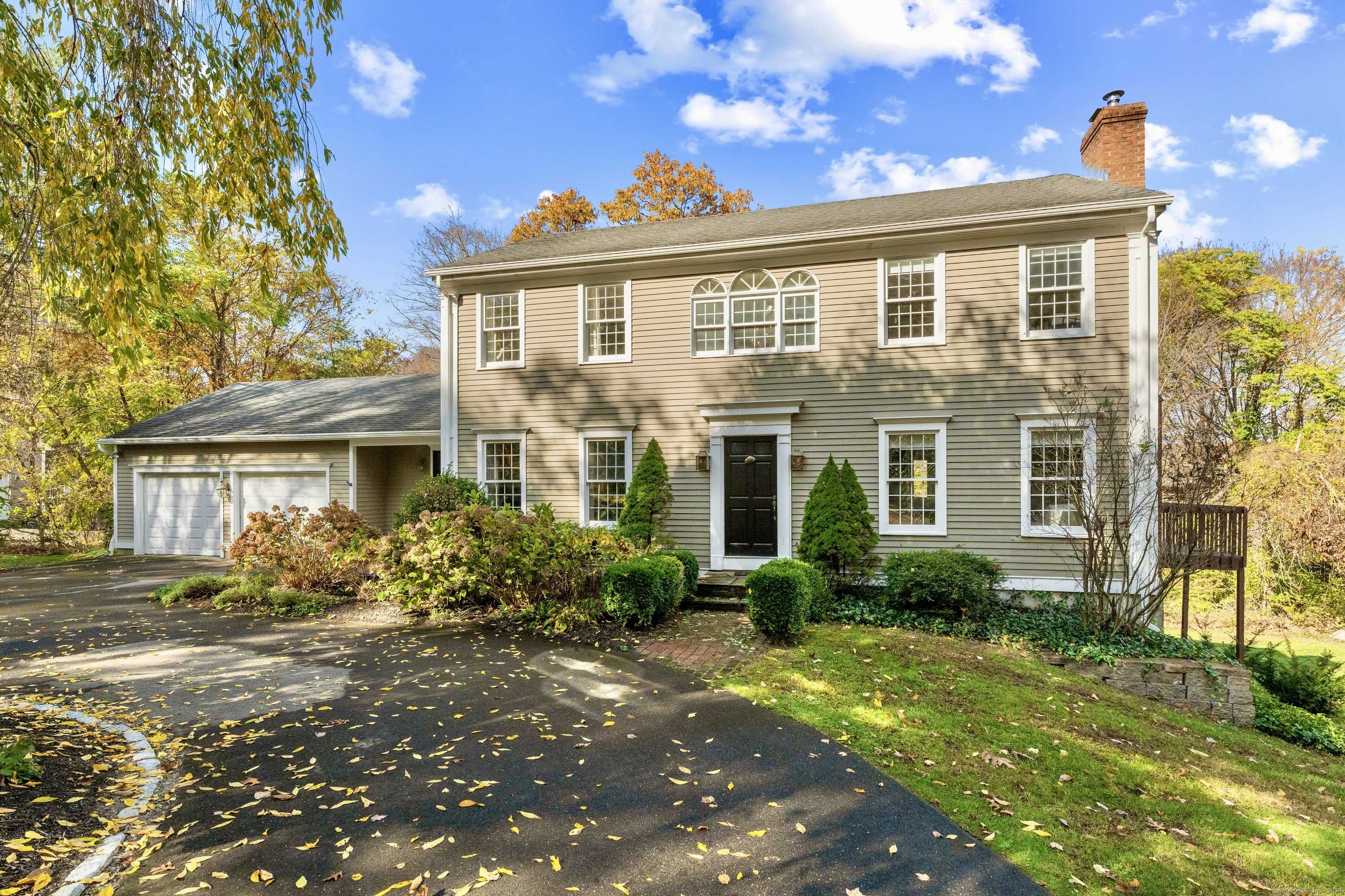 Essex, CT 06426,14A Laurel Road