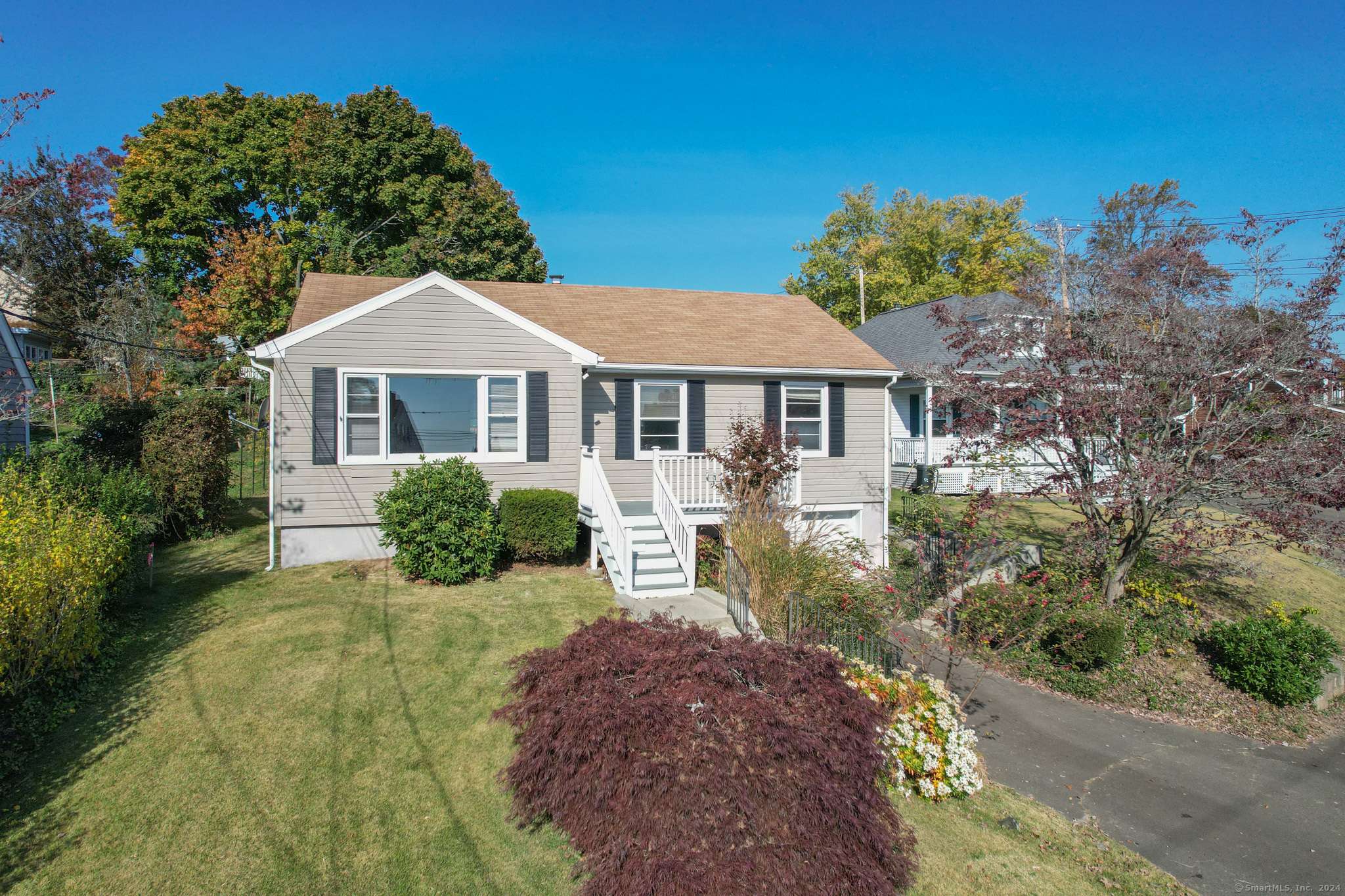 West Haven, CT 06516,36 Bluff Avenue