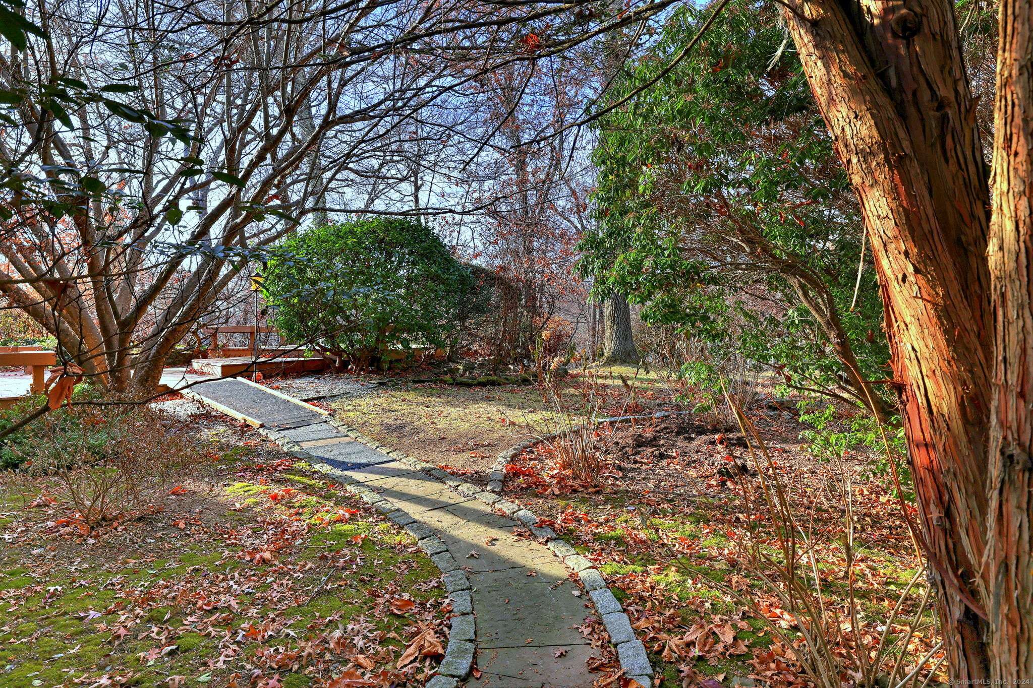 Westport, CT 06880,17B Long Lots Road