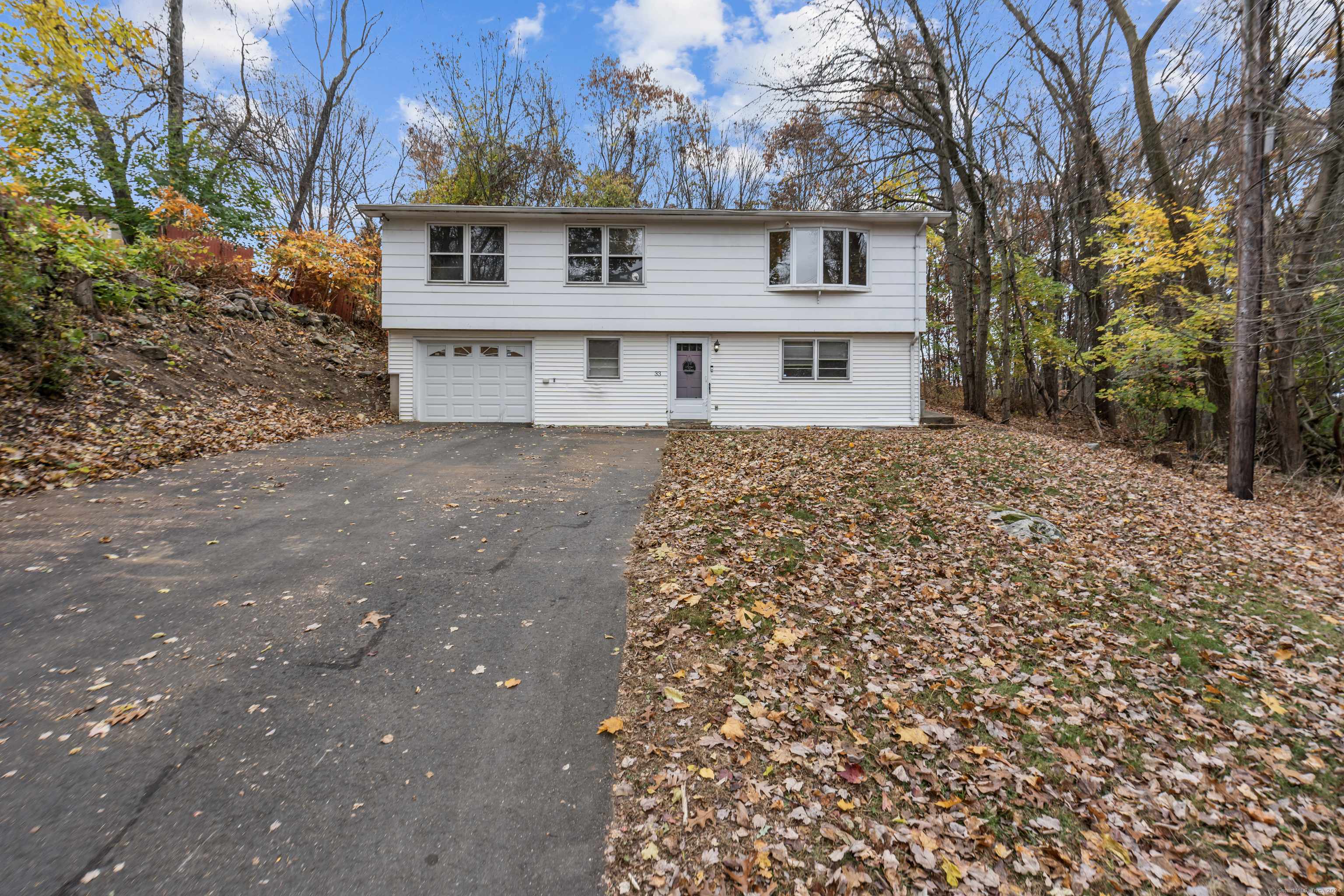 Waterbury, CT 06706,33 Blossom Street