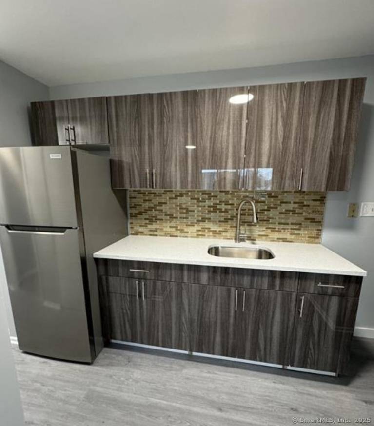 Bridgeport, CT 06604,1795 North Avenue #12