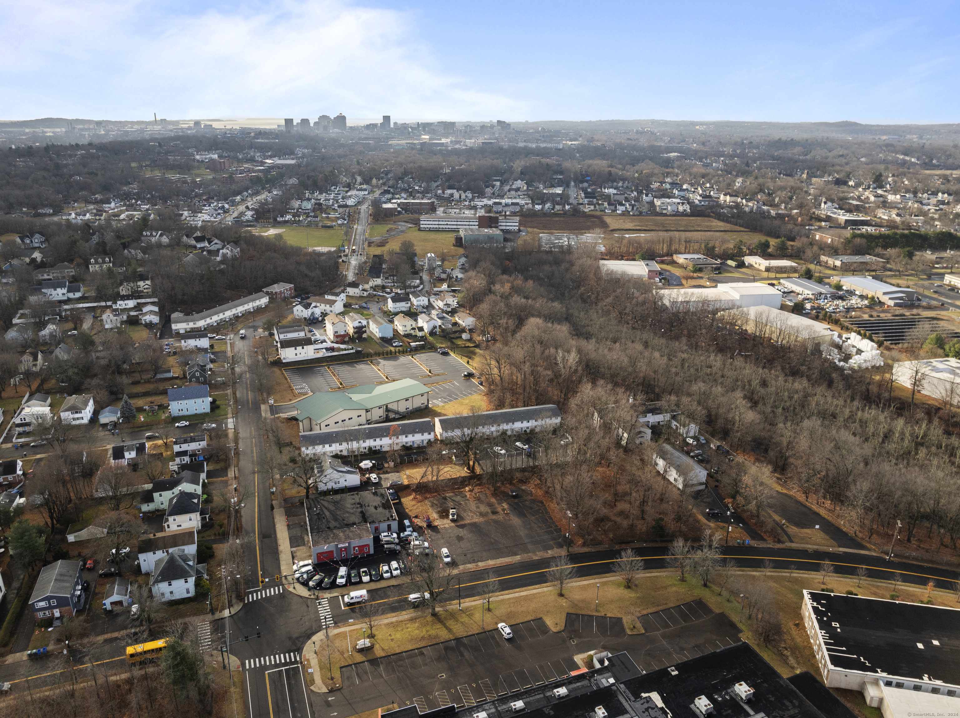 Hamden, CT 06517,344 Putnam Avenue