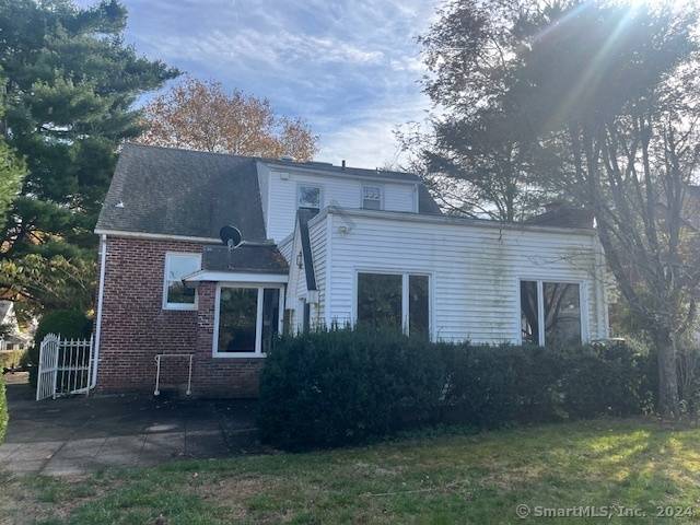 West Haven, CT 06516,39 Rockefeller Avenue