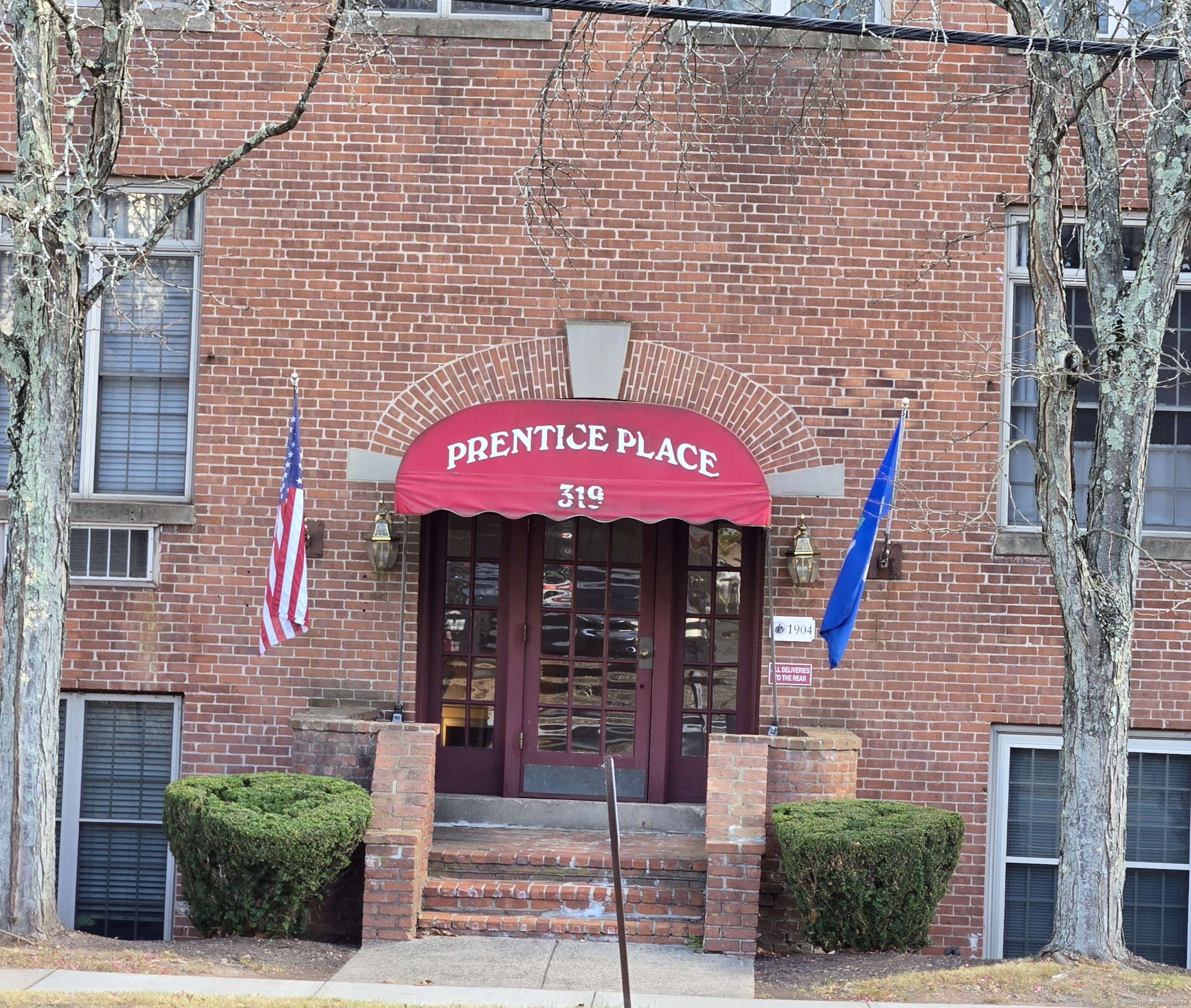 Berlin, CT 06037,319 New Britain Road #APT 306