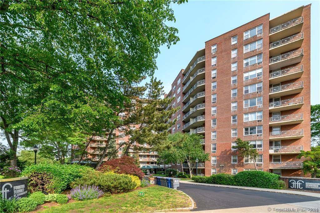 Stamford, CT 06902,71 Strawberry Hill Avenue #APT 406