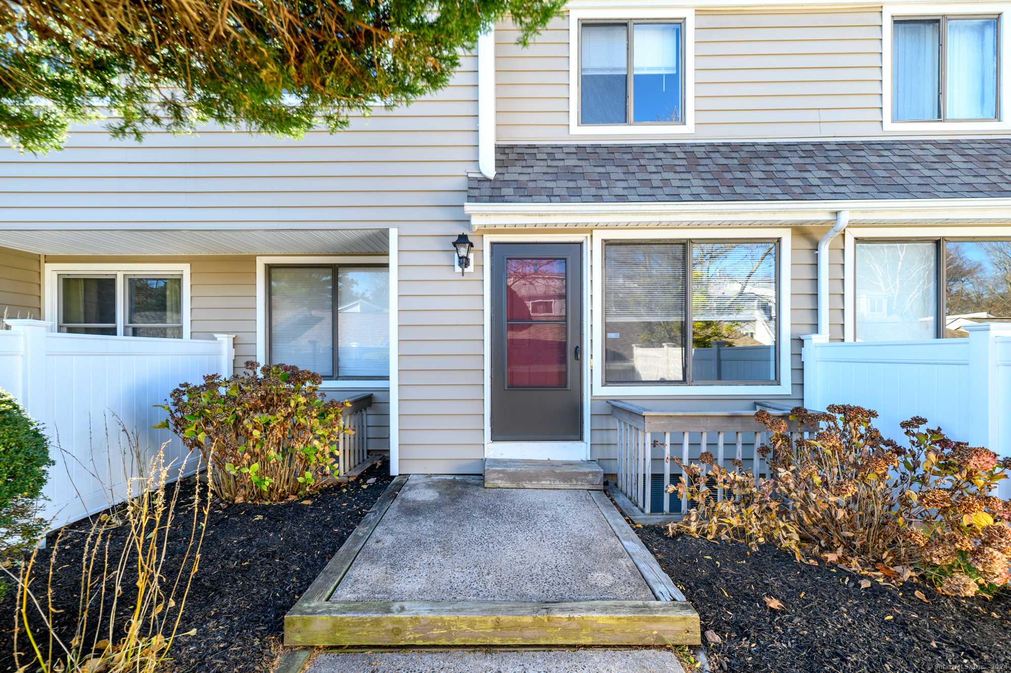 Branford, CT 06405,410 Thoreau Street #410