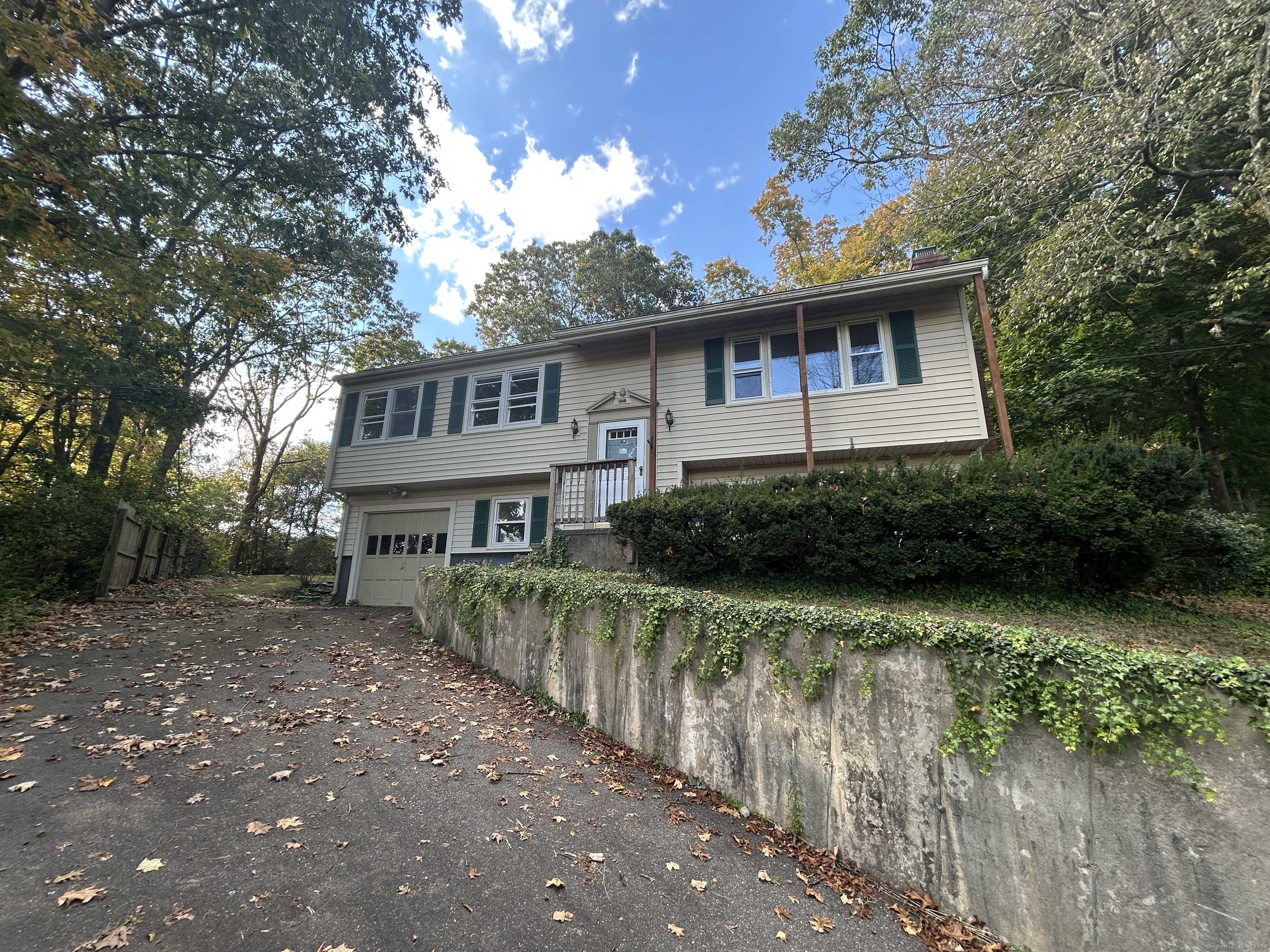Seymour, CT 06483,3 Morningstar Drive