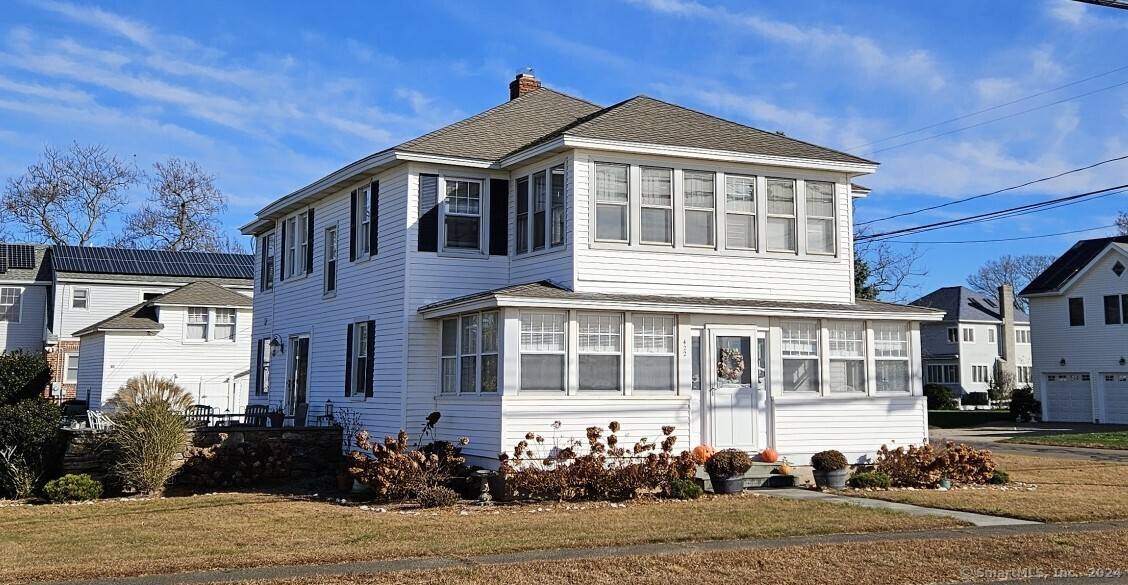 Old Saybrook, CT 06475,422 Maple Avenue