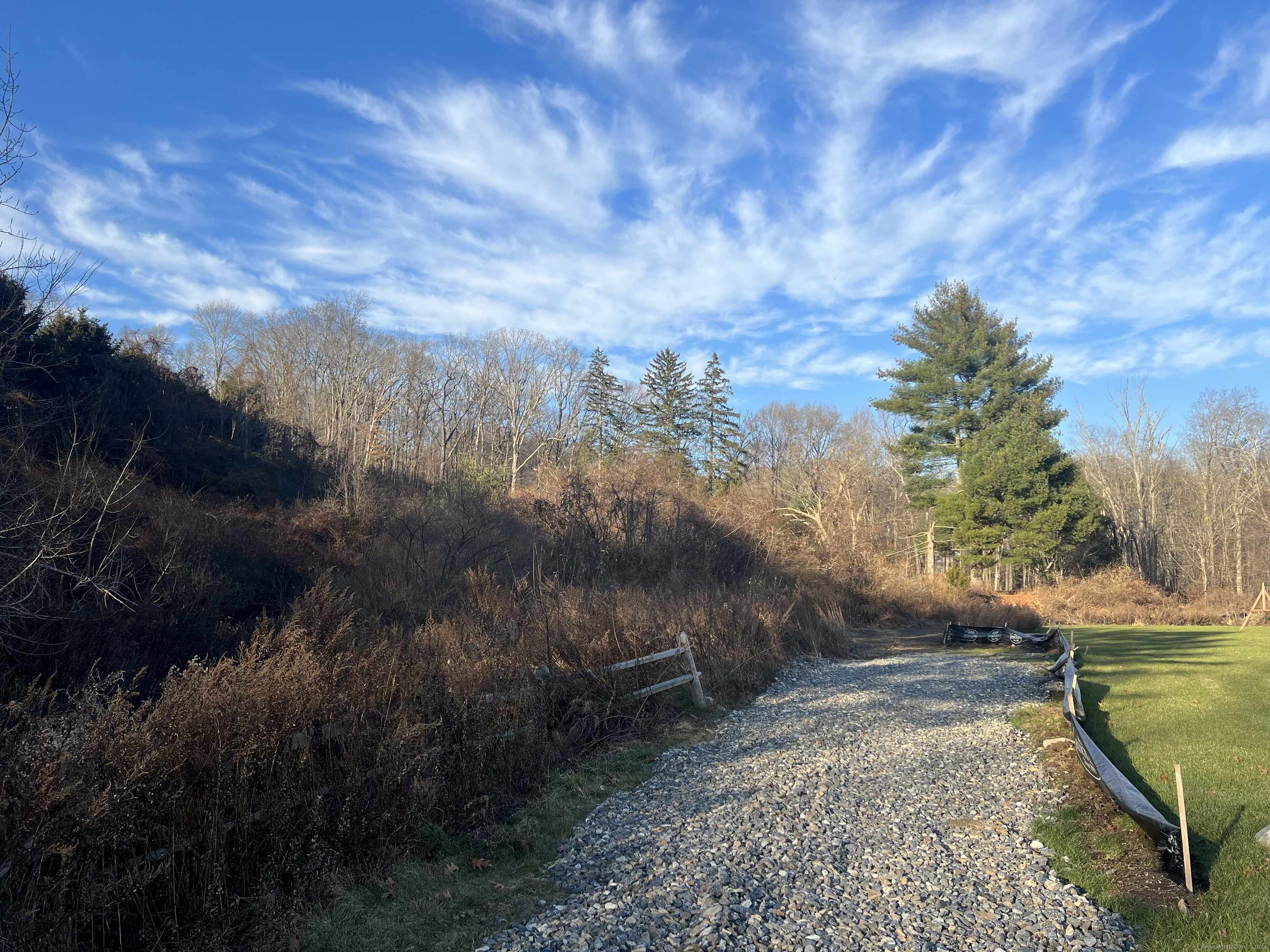 Weston, CT 06883,98 Georgetown Road