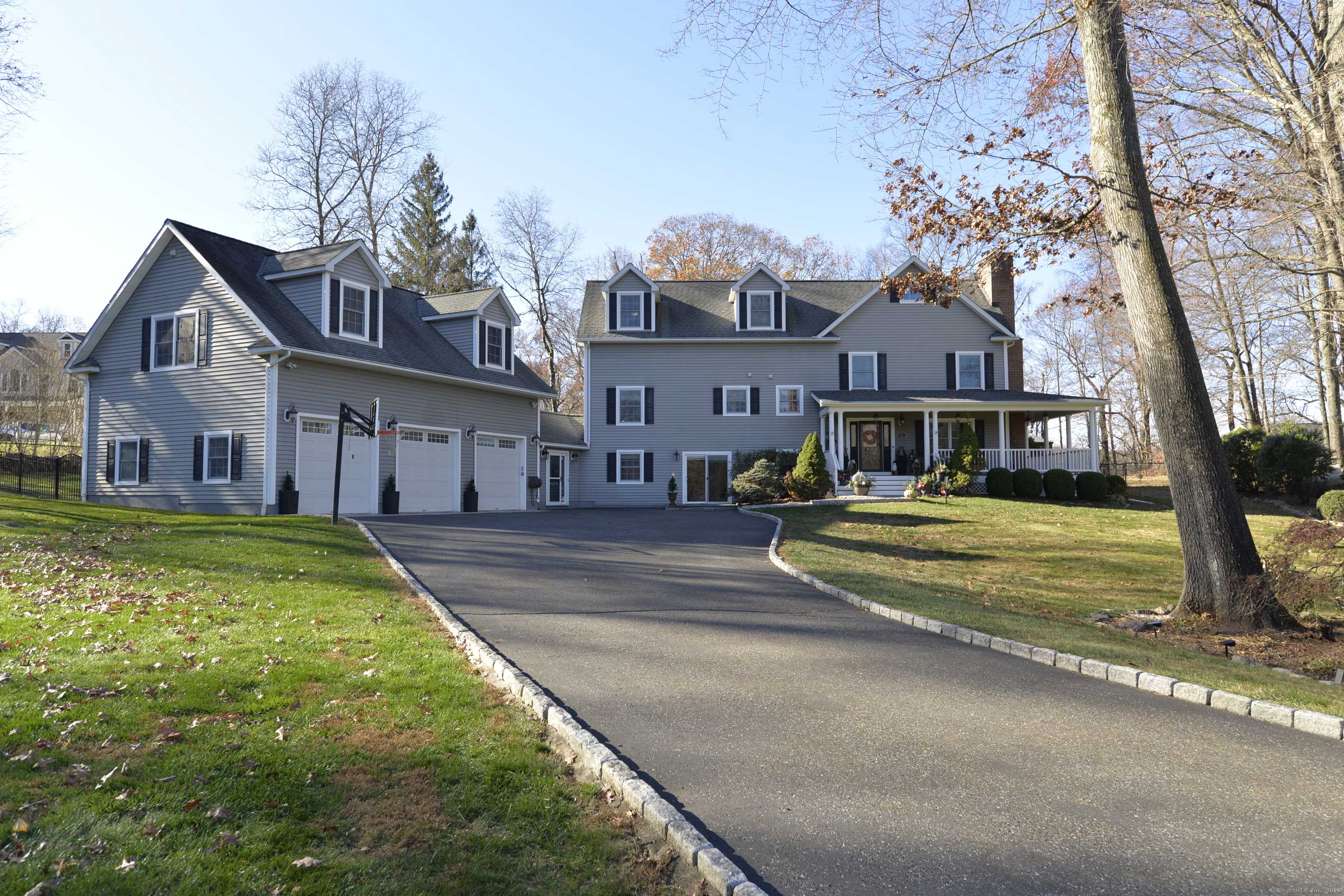 Bethel, CT 06801,11 Briarcliff Manor