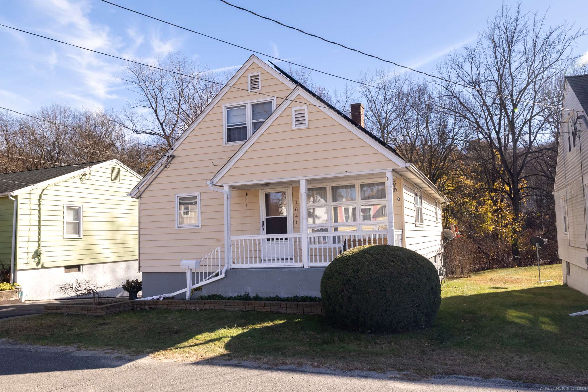 Waterbury, CT 06706,164 Clover Street