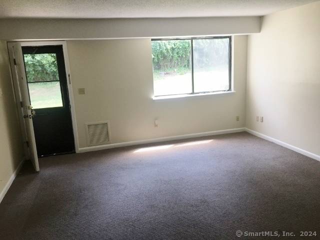New Haven, CT 06511,128 Derby Avenue #APT E