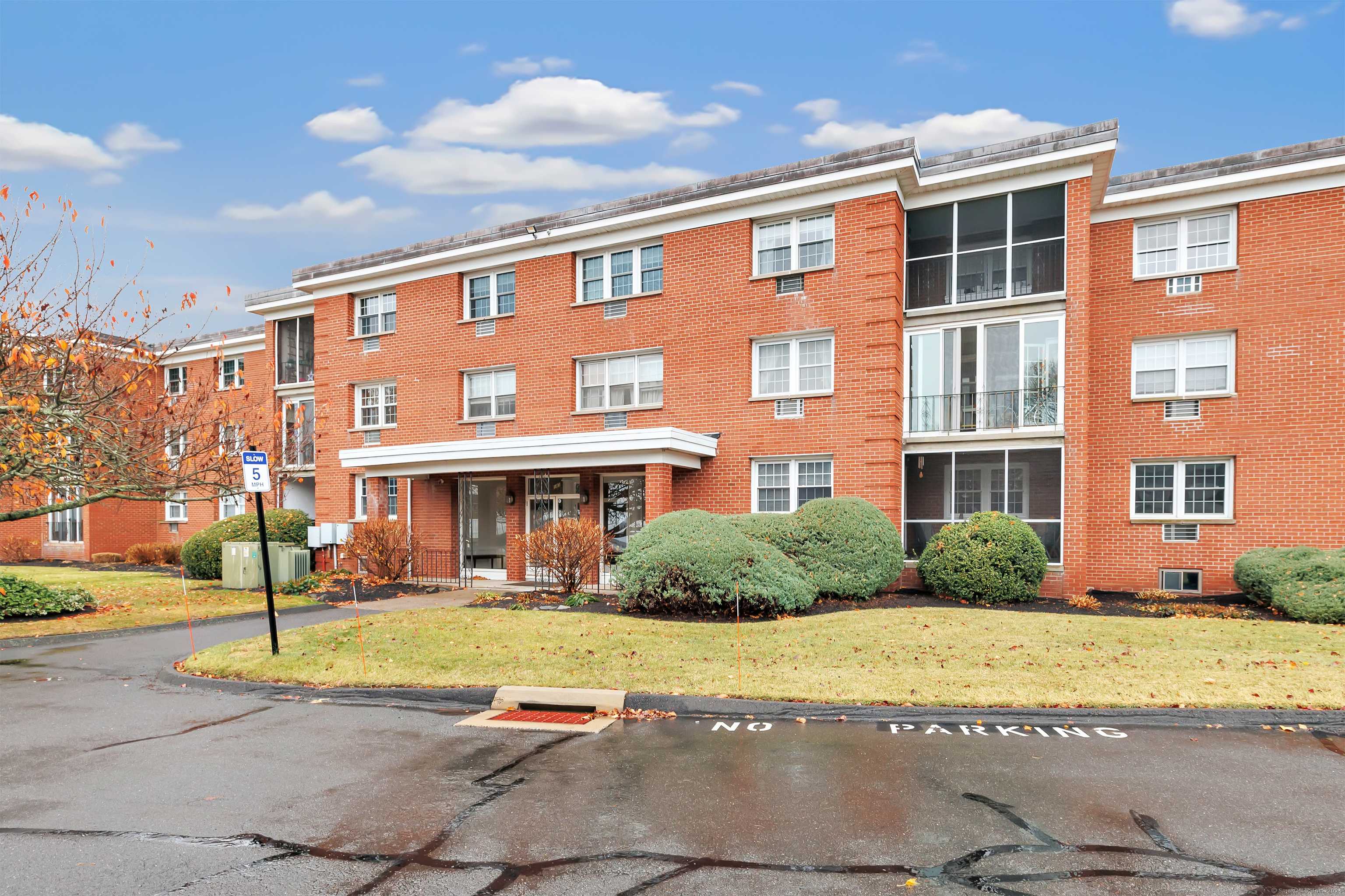 Milford, CT 06460,181 Melba Street #APT 318