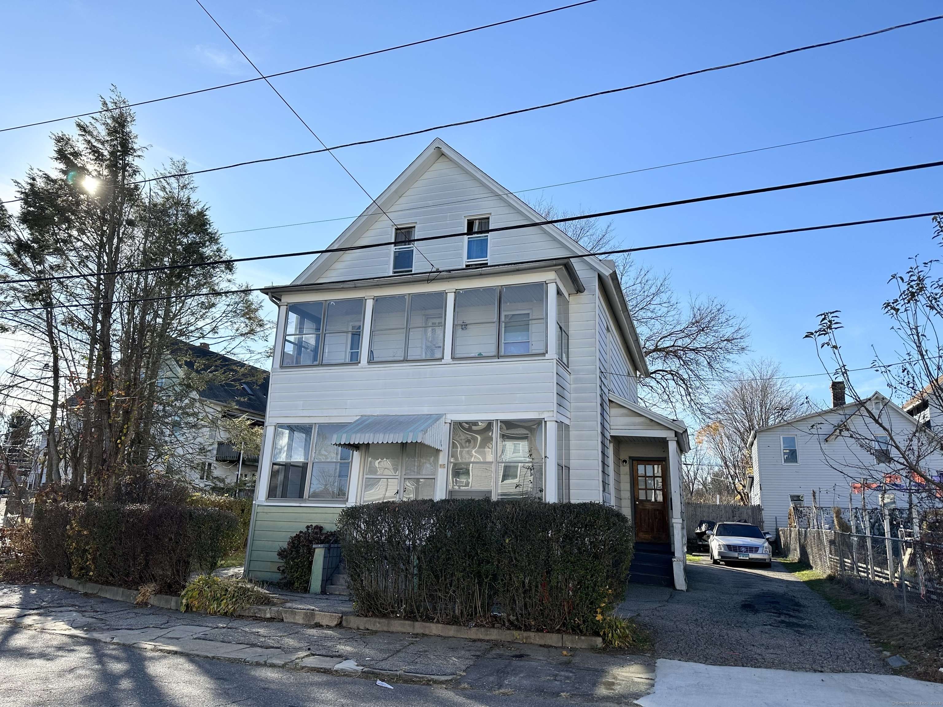 Ansonia, CT 06401,16 Bassett Street