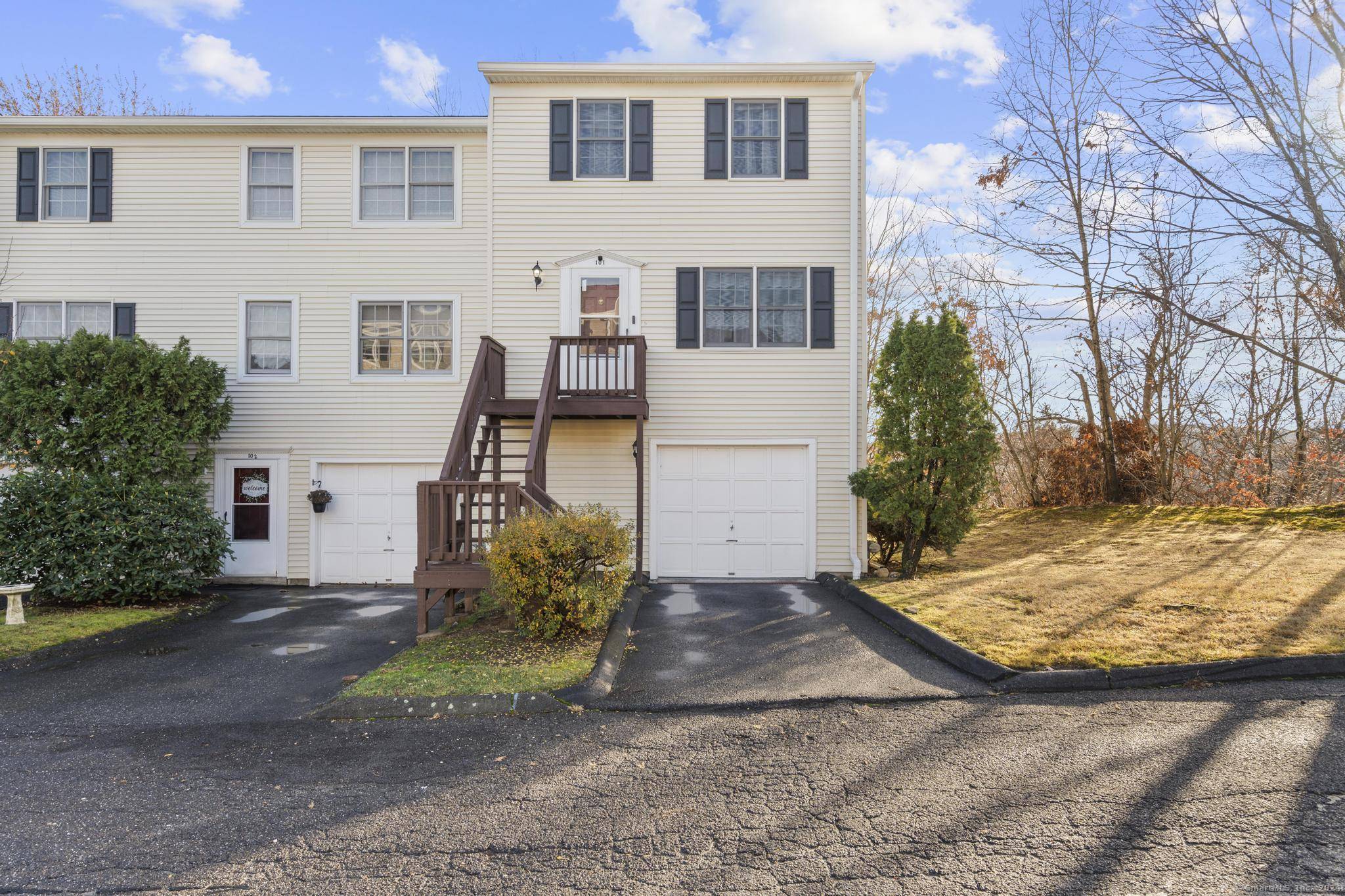 Derby, CT 06418,101 Pinnacle Ridge #101