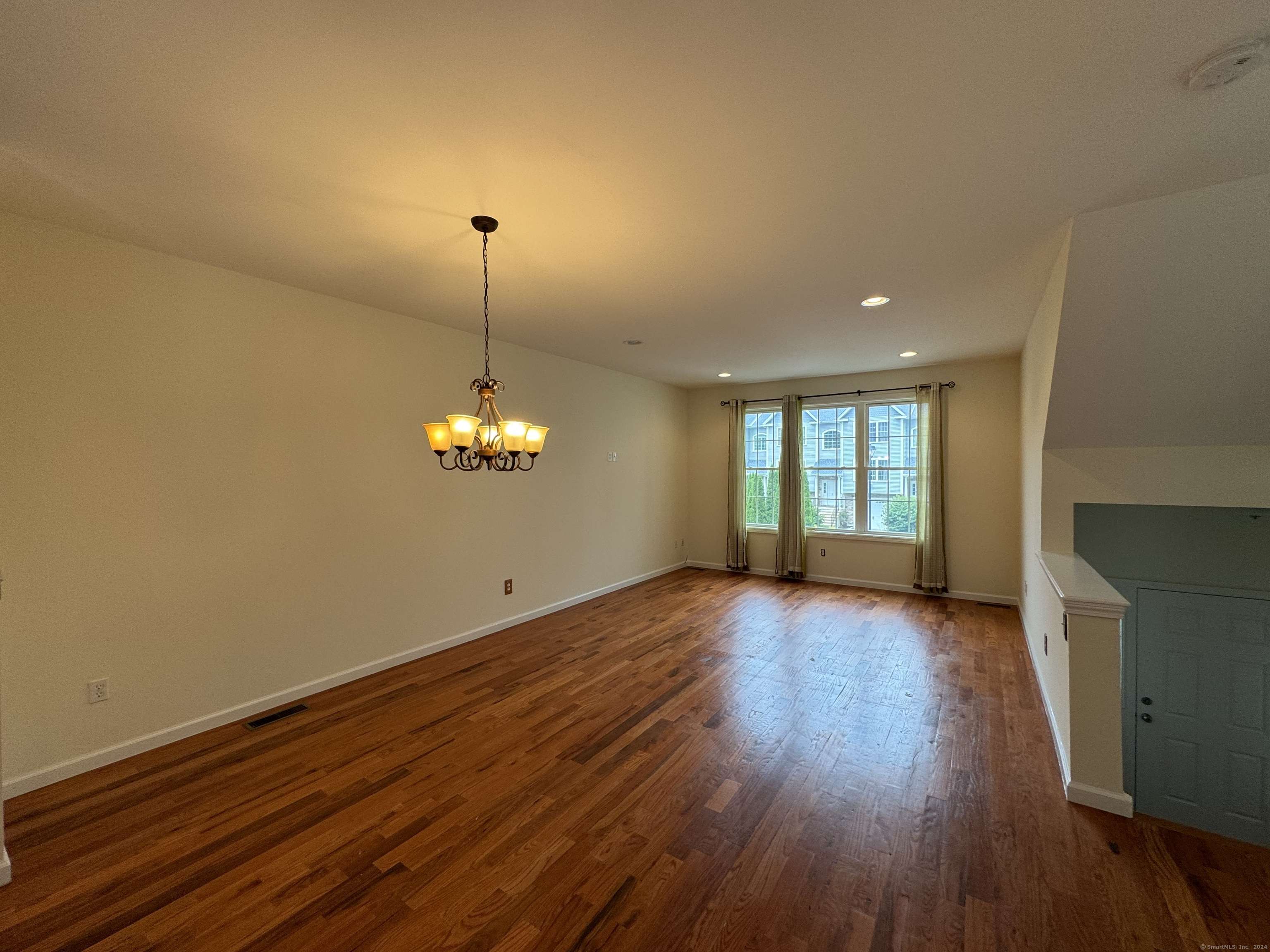 Brookfield, CT 06804,8 Old Oak Drive #8