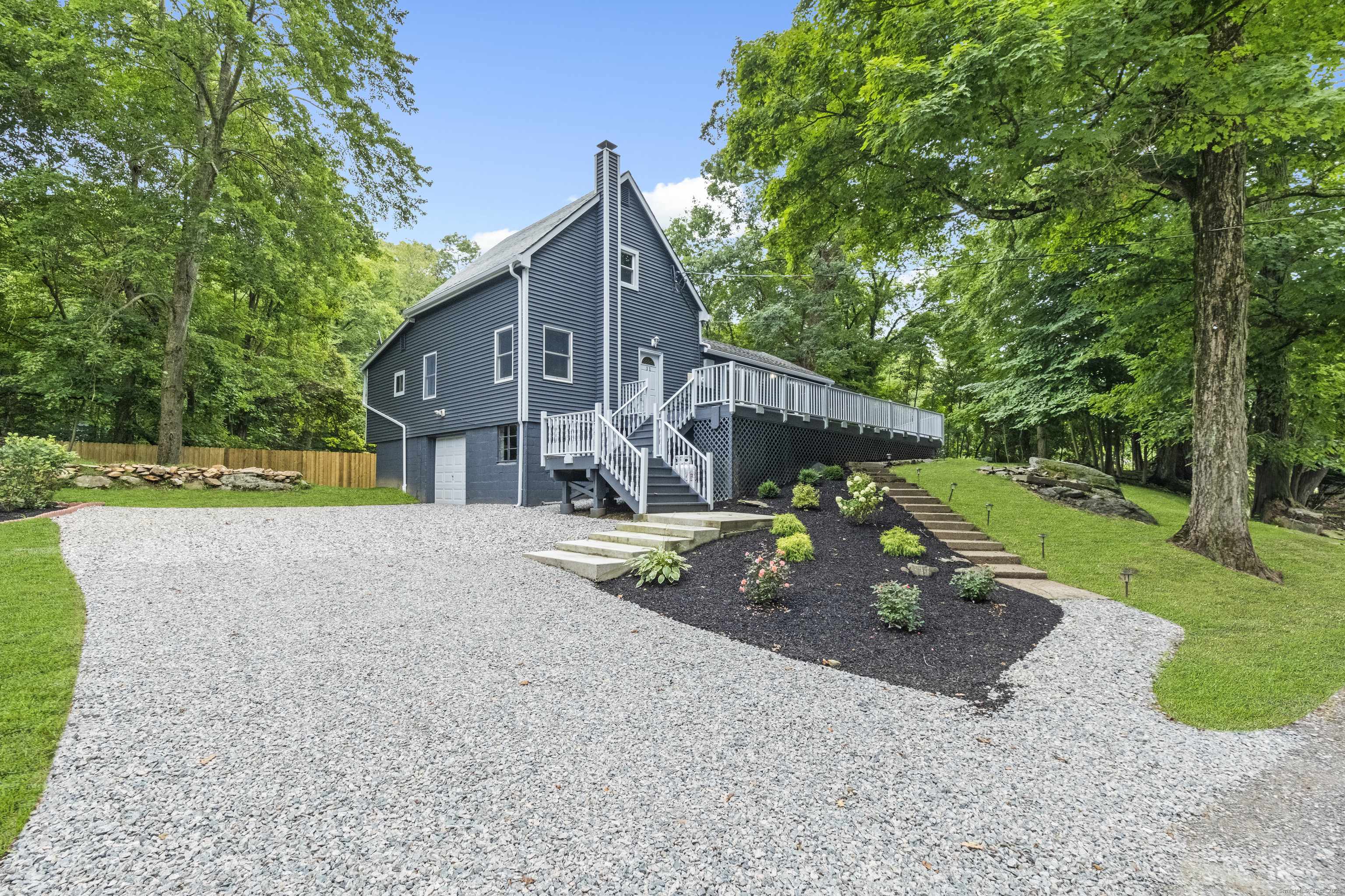 Carmel, NY 10592,11 Sunset Boulevard