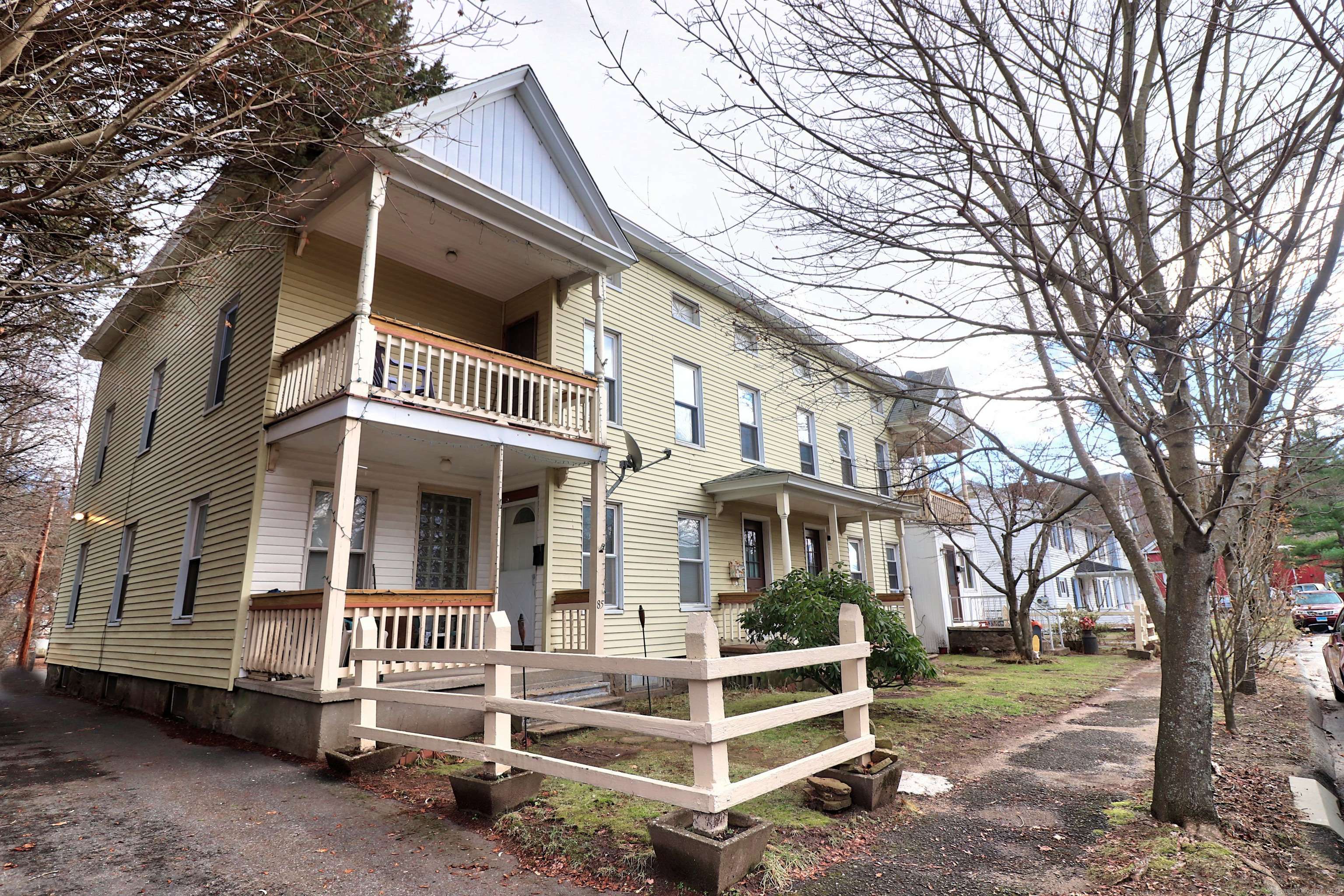 Beacon Falls, CT 06403,85 Railroad Avenue