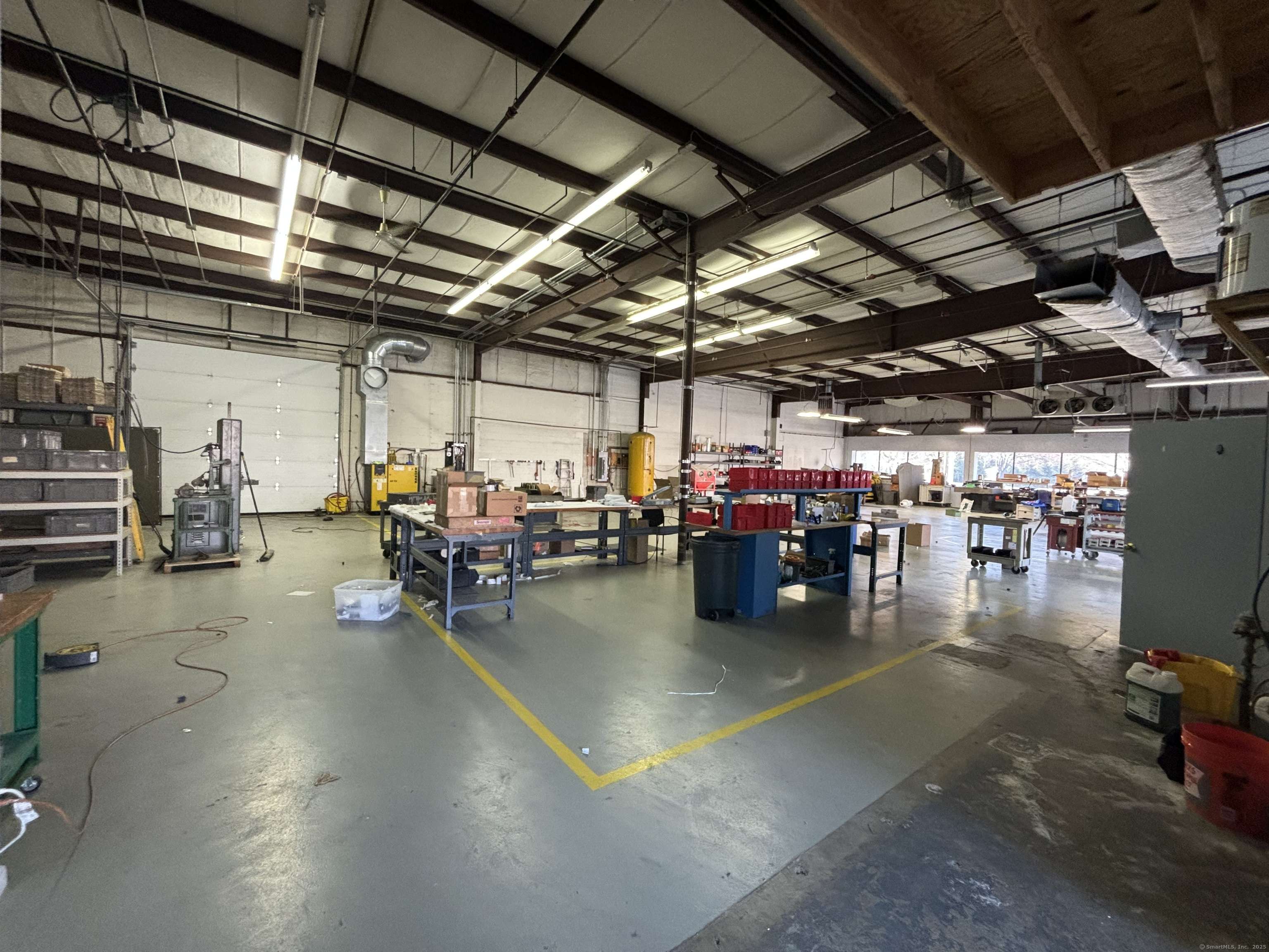 Wallingford, CT 06492,206-208 North Plains Industrial Road #208