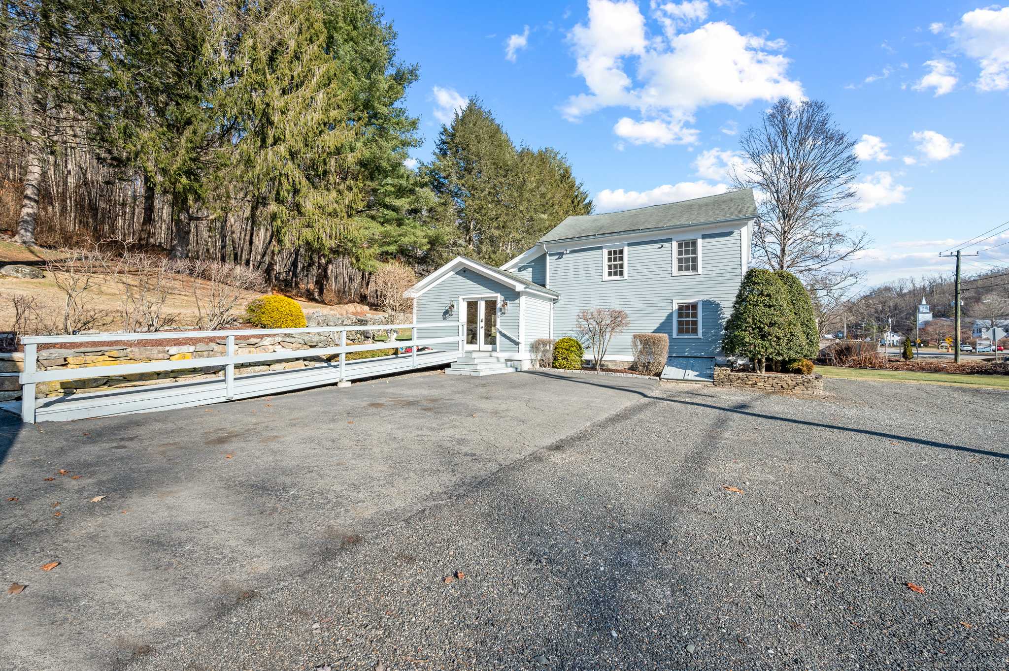 Washington, CT 06777,262 New Milford Turnpike