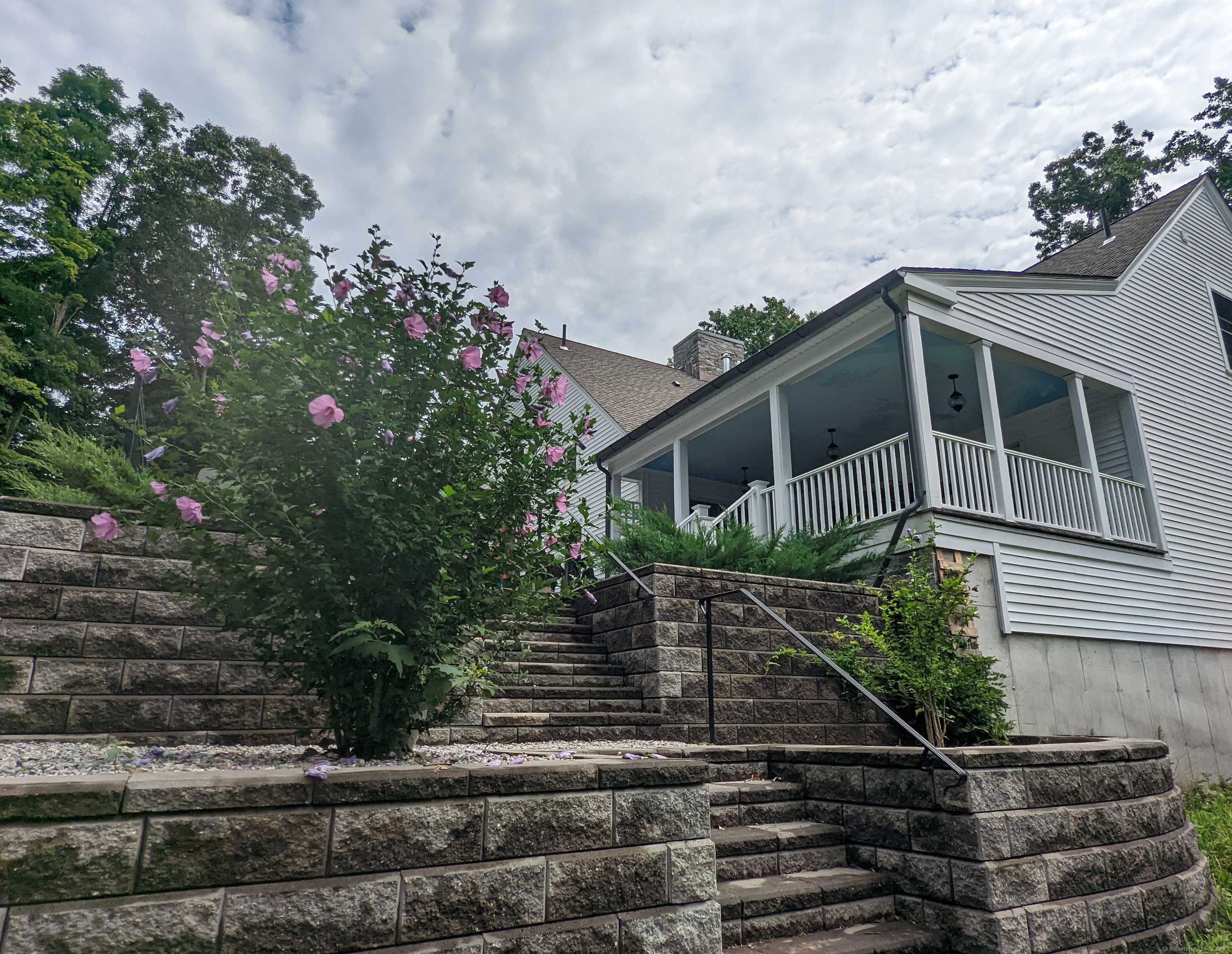 East Haddam, CT 06423,17 Casner Road