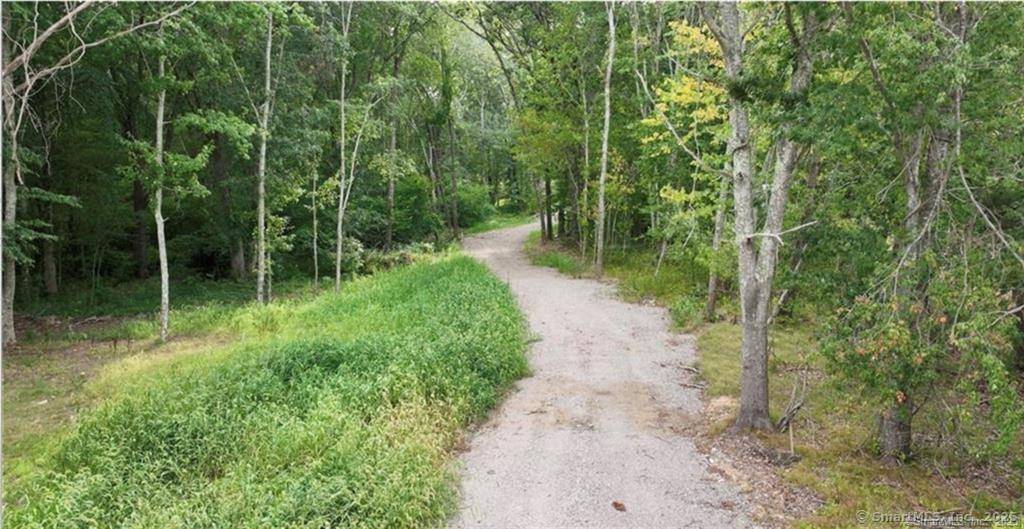 Stonington, CT 06379,3 Country Lane