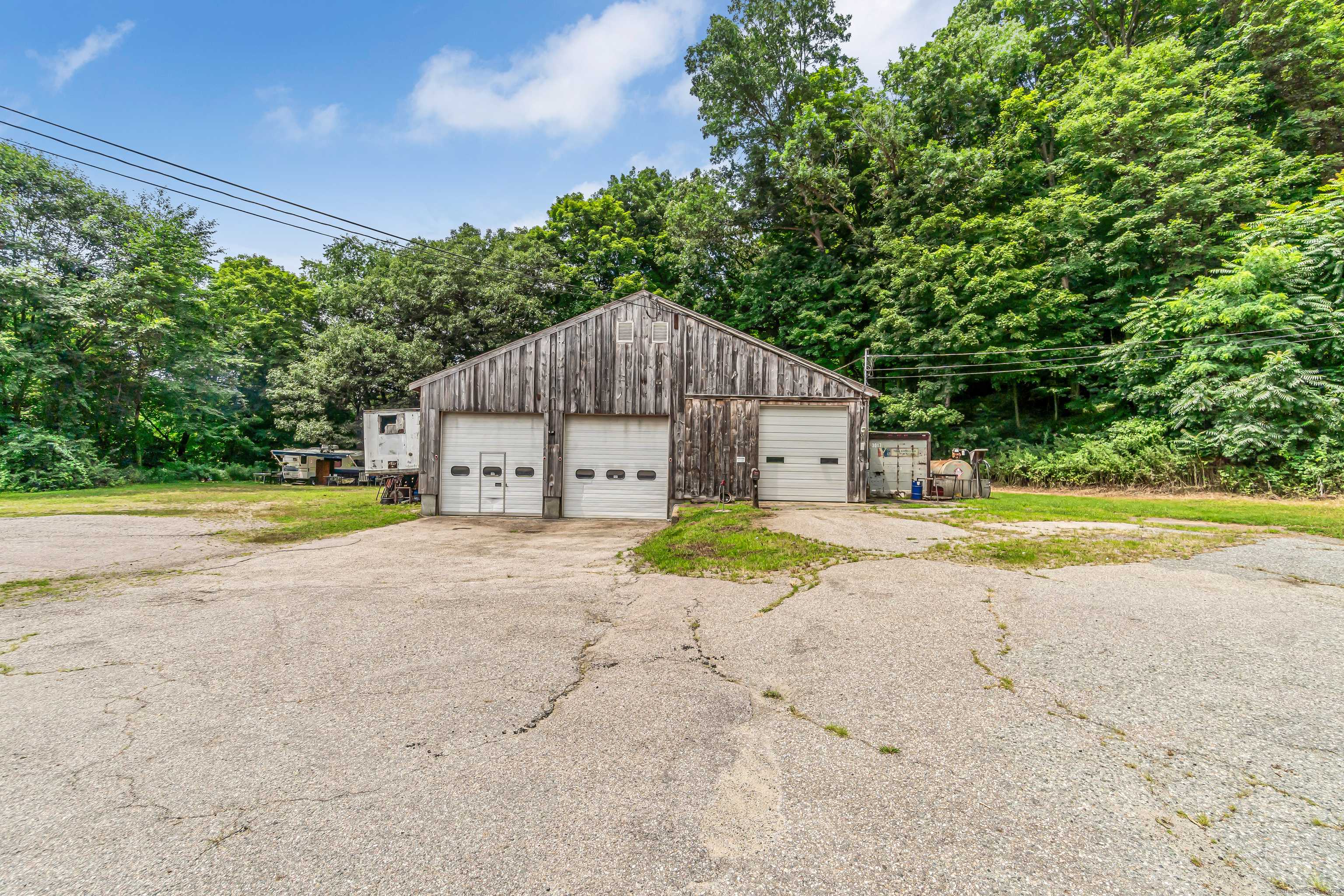 Bozrah, CT 06334,319 Fitchville Road