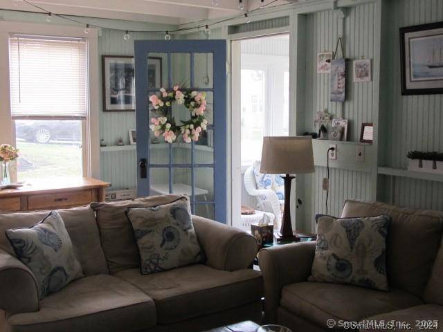 East Lyme, CT 06357,49 Indianola Road