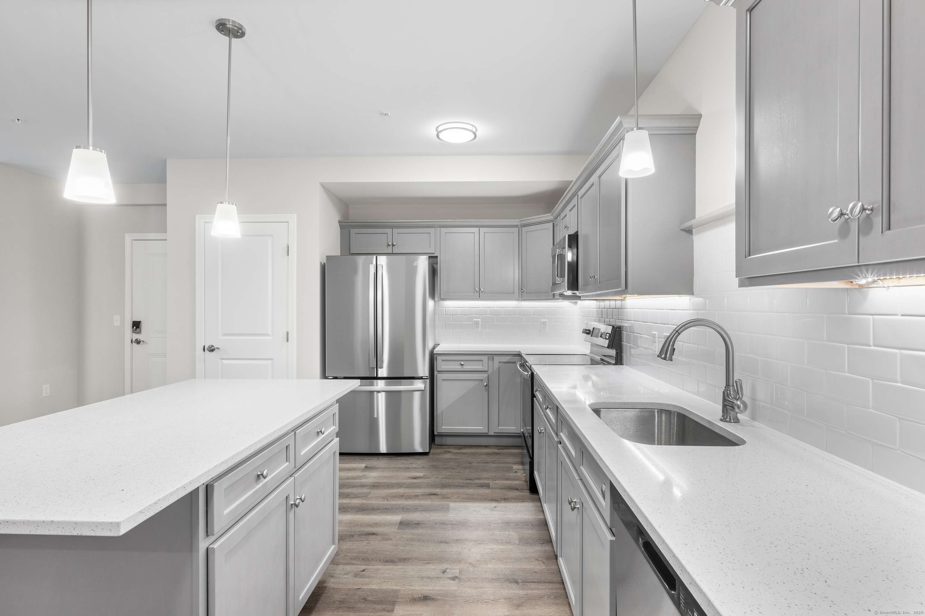 Cheshire, CT 06410,64 East Mitchell Avenue #20