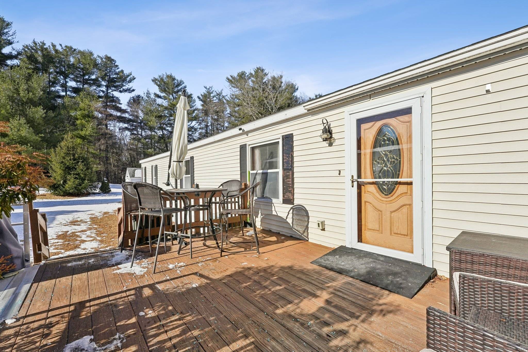 Windham, CT 06256,17 Pond Way