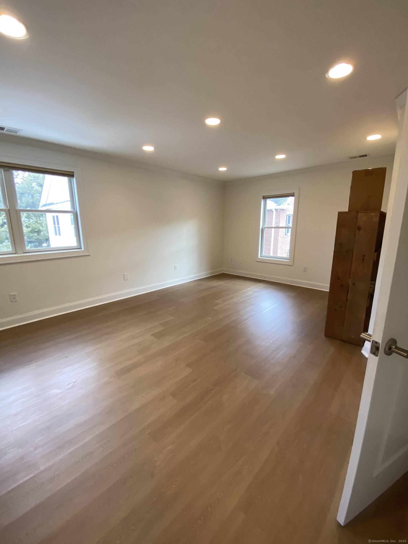 South Windsor, CT 06074,85 Felt Road #602