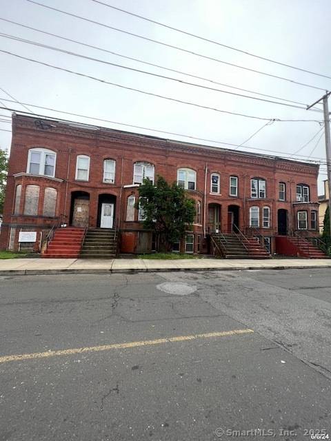 Bridgeport, CT 06608,386 Barnum Avenue