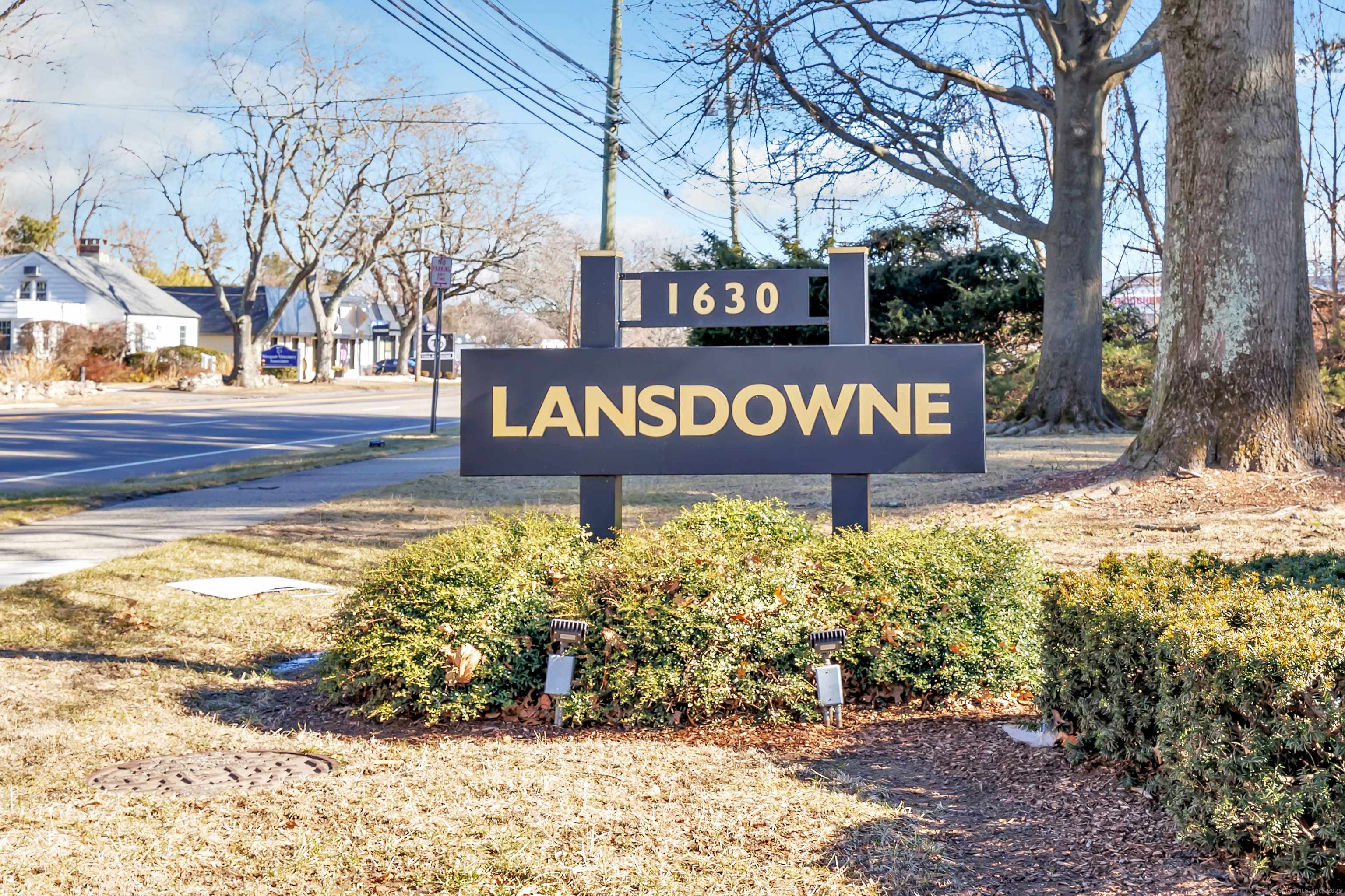 Westport, CT 06880,141 Lansdowne #141