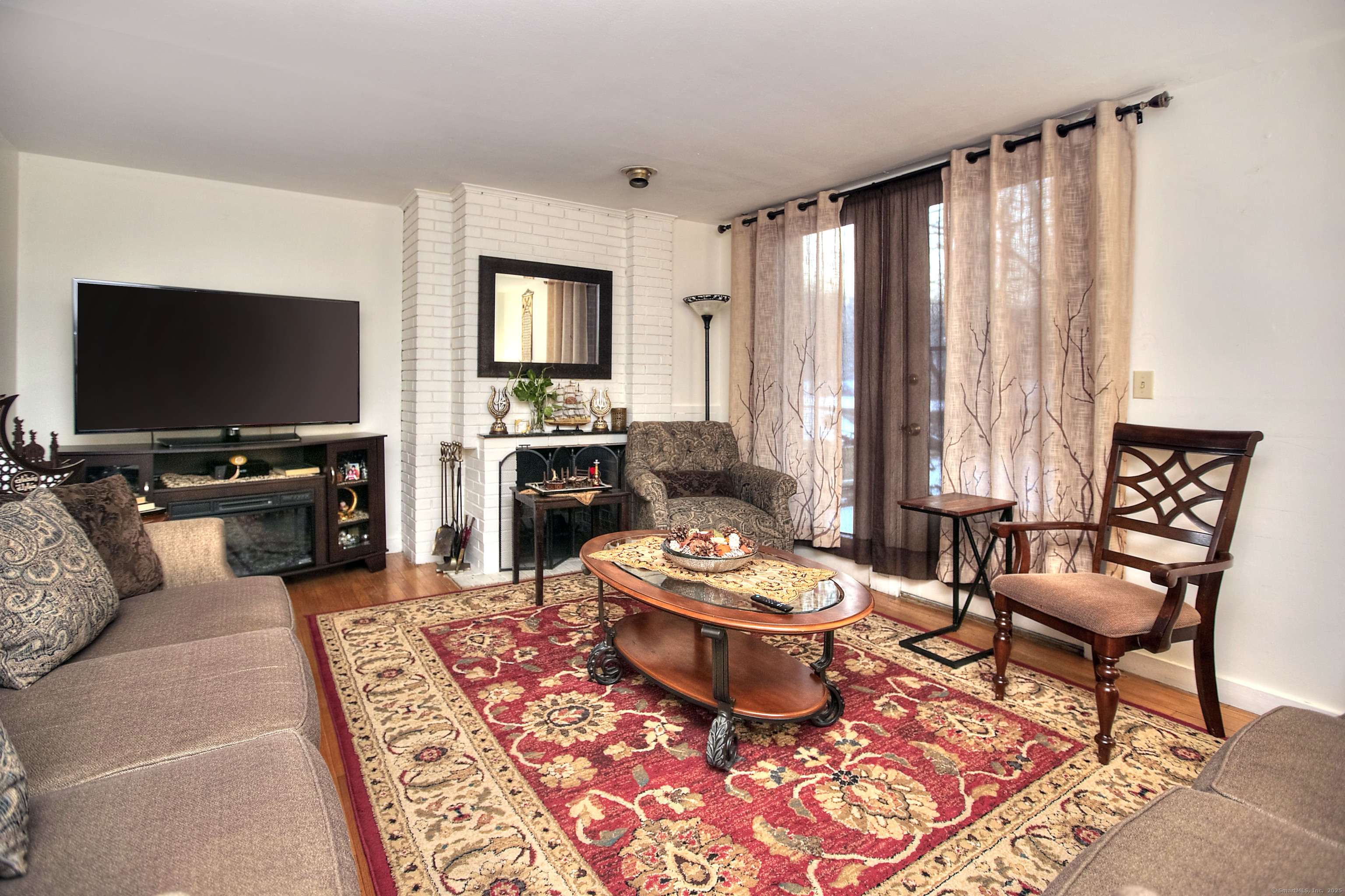 Fairfield, CT 06825,160 Fairfield Woods Road #APT 2
