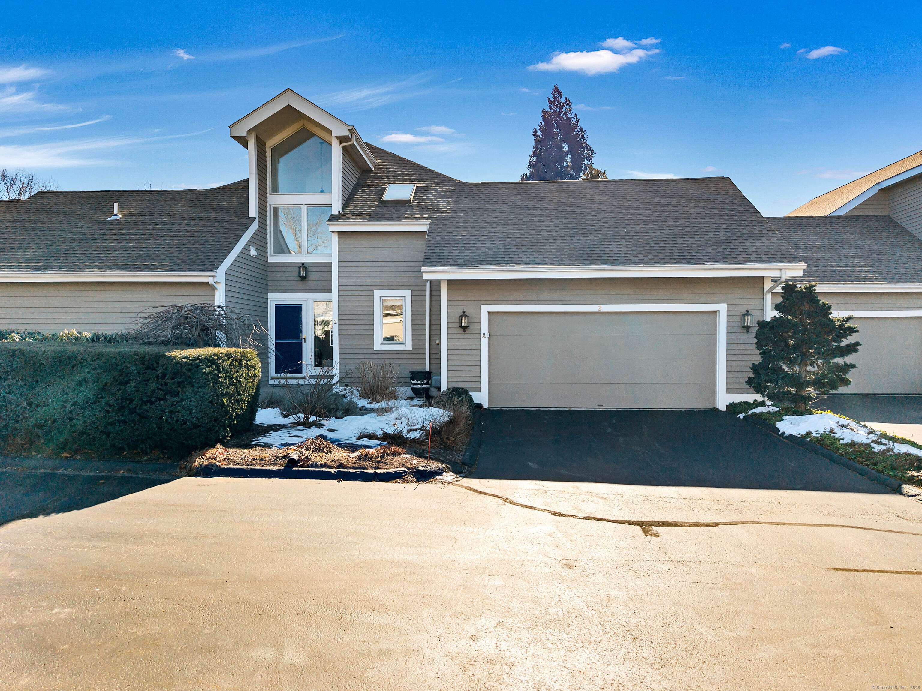 Stonington, CT 06355,2 Pondside Court #2