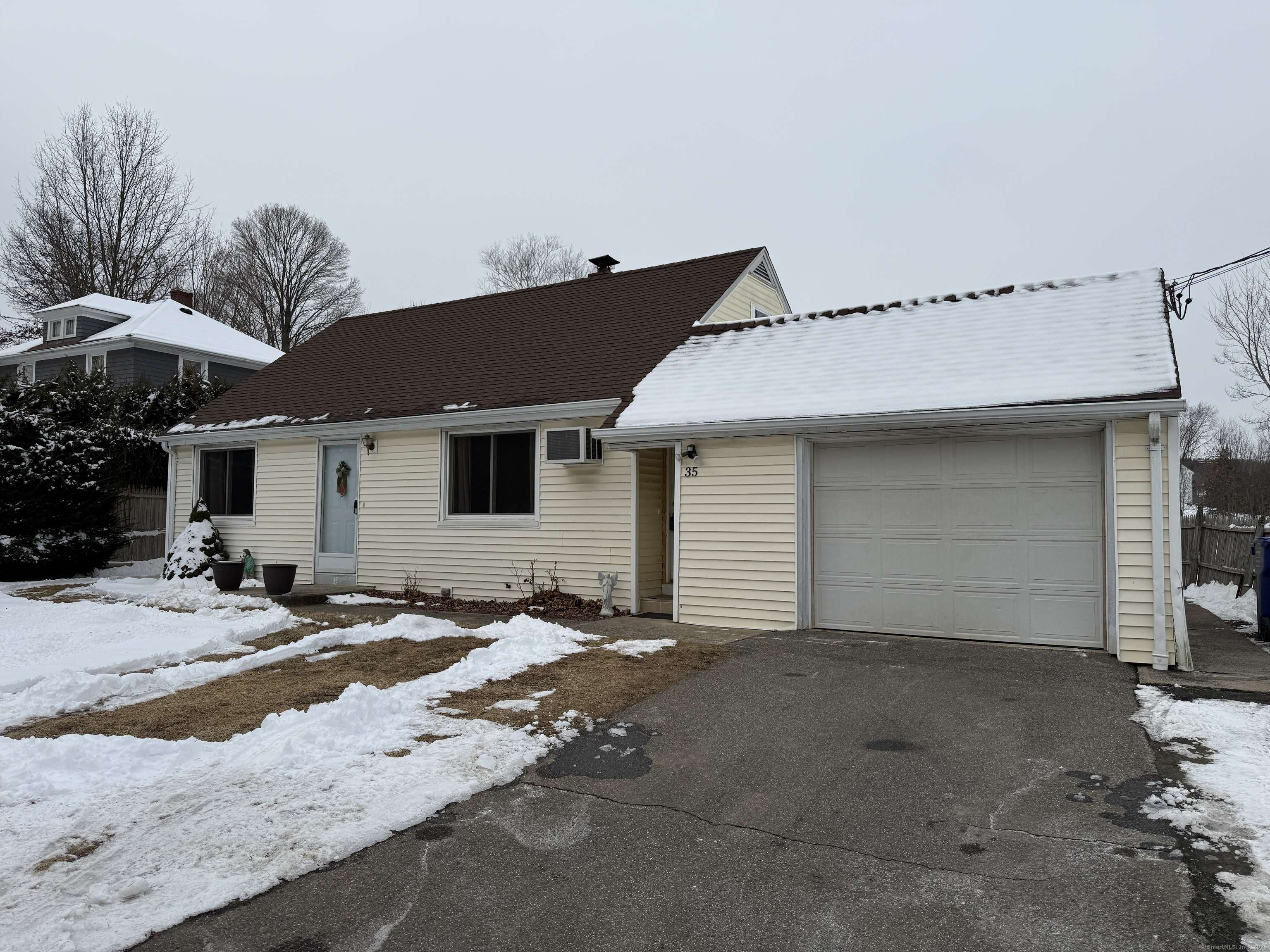 Middletown, CT 06457,35 Boston Road