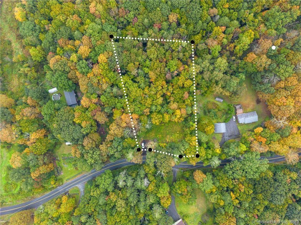 New Hartford, CT 06057,302 Gillette Road