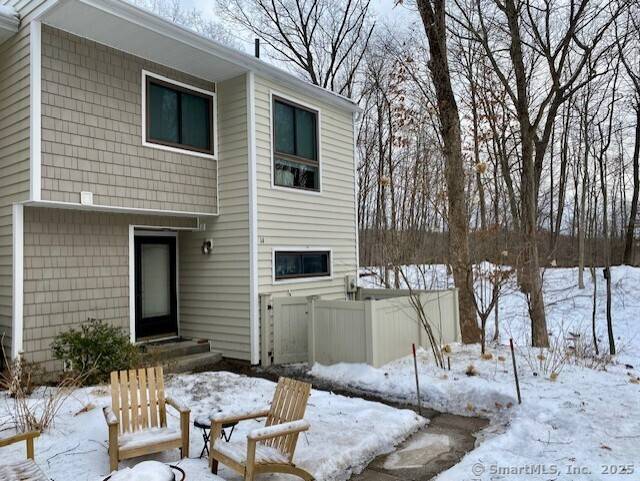 Cheshire, CT 06410,14 Currier Place #14