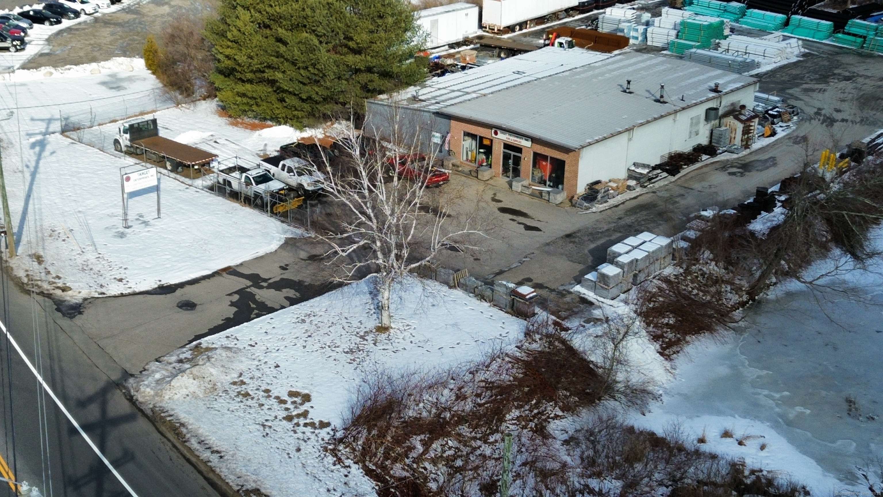 Columbia, CT 06237,12 Route 66 East