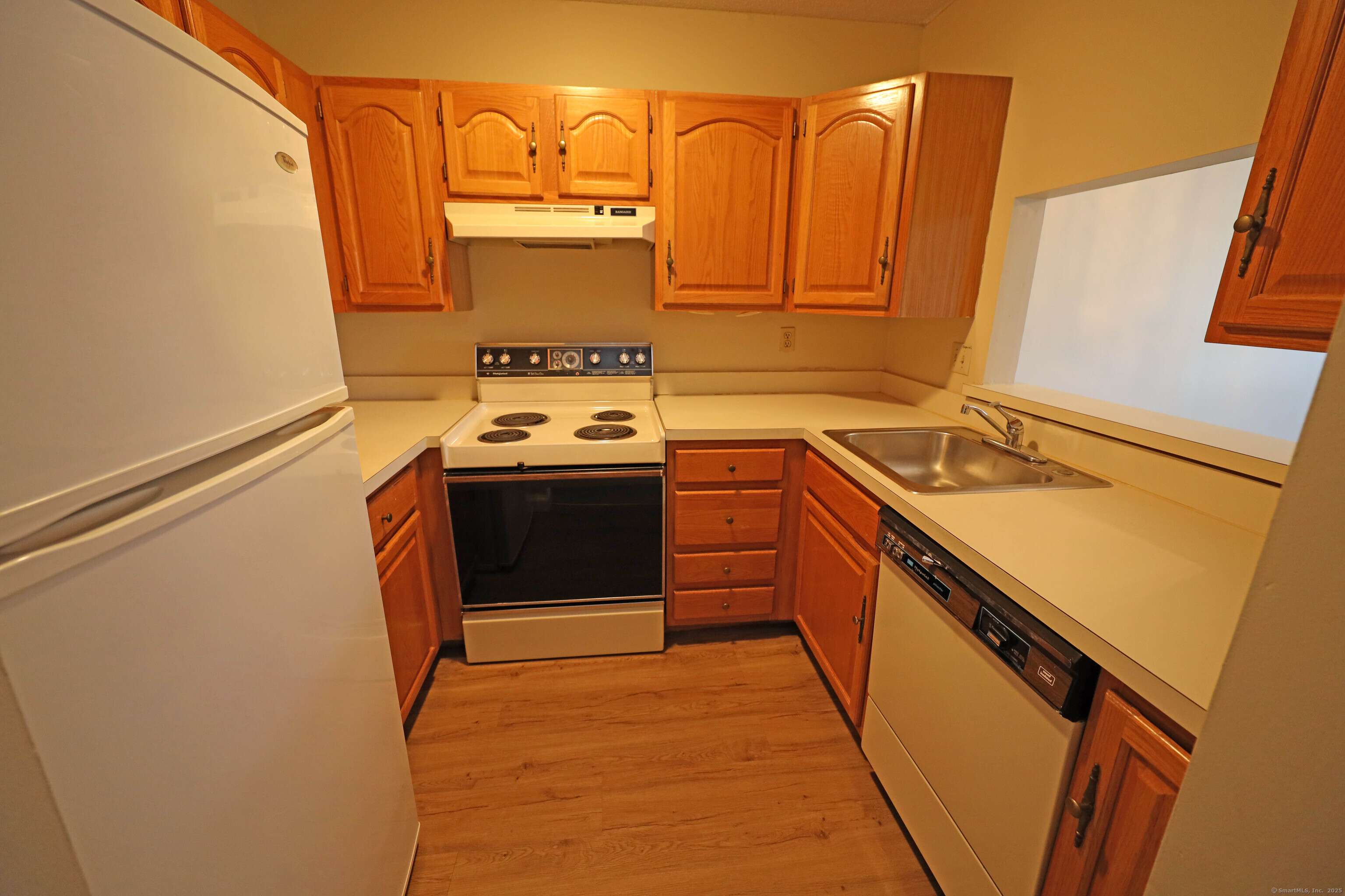 West Hartford, CT 60119,47 Highland Street #214