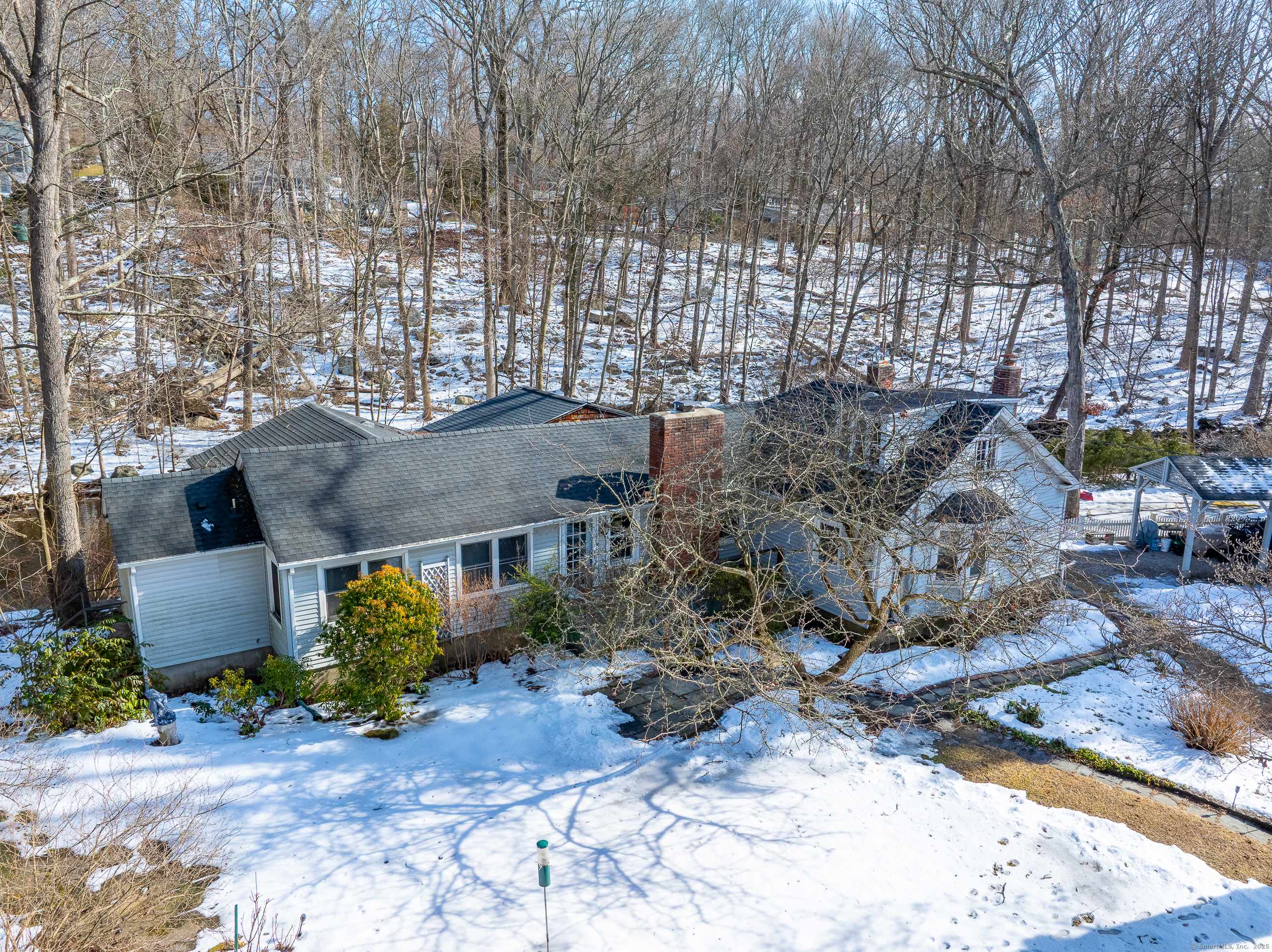 Stamford, CT 06902,115 Maltbie Avenue