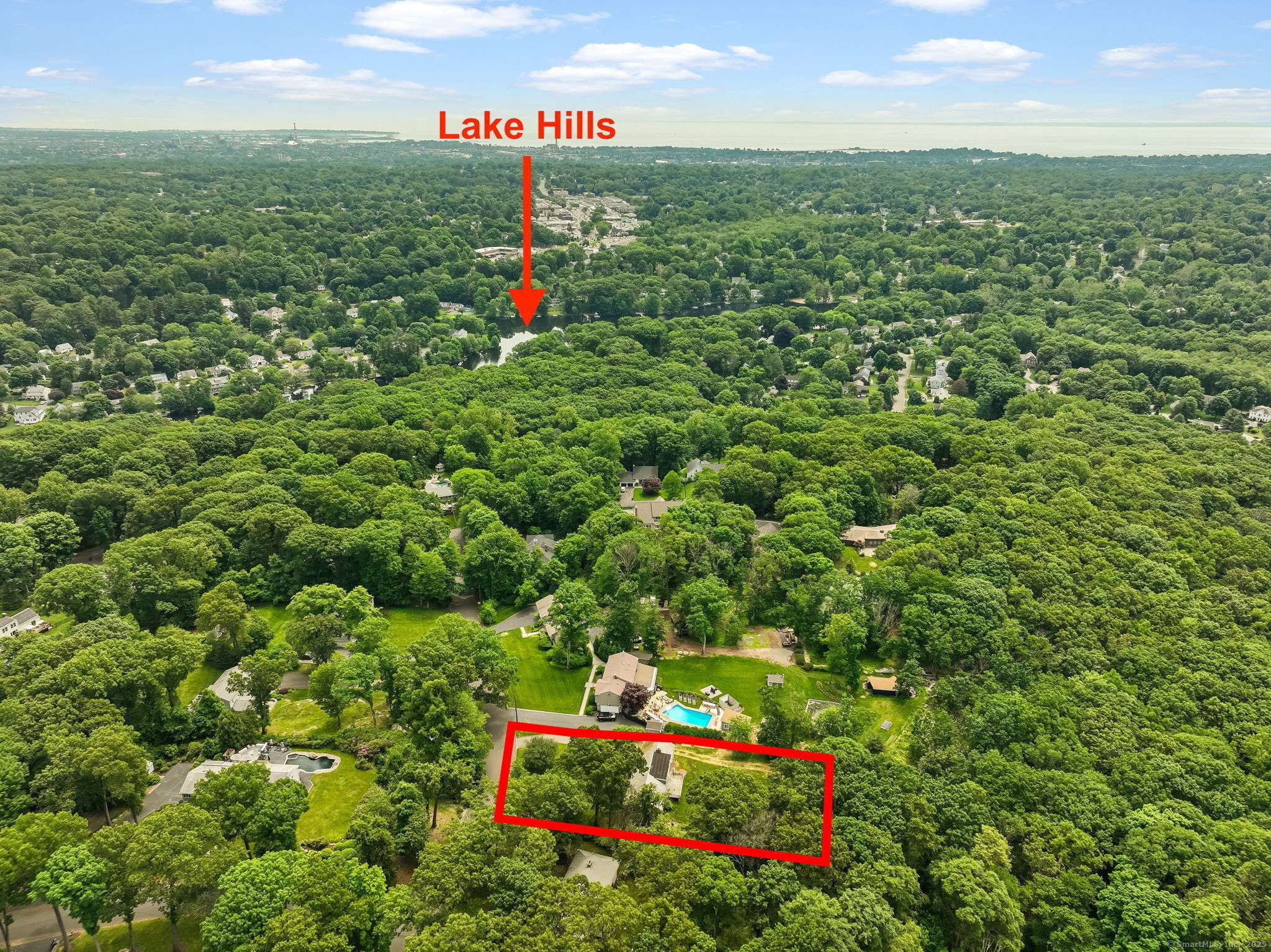 Fairfield, CT 06824,478 holly dale Road